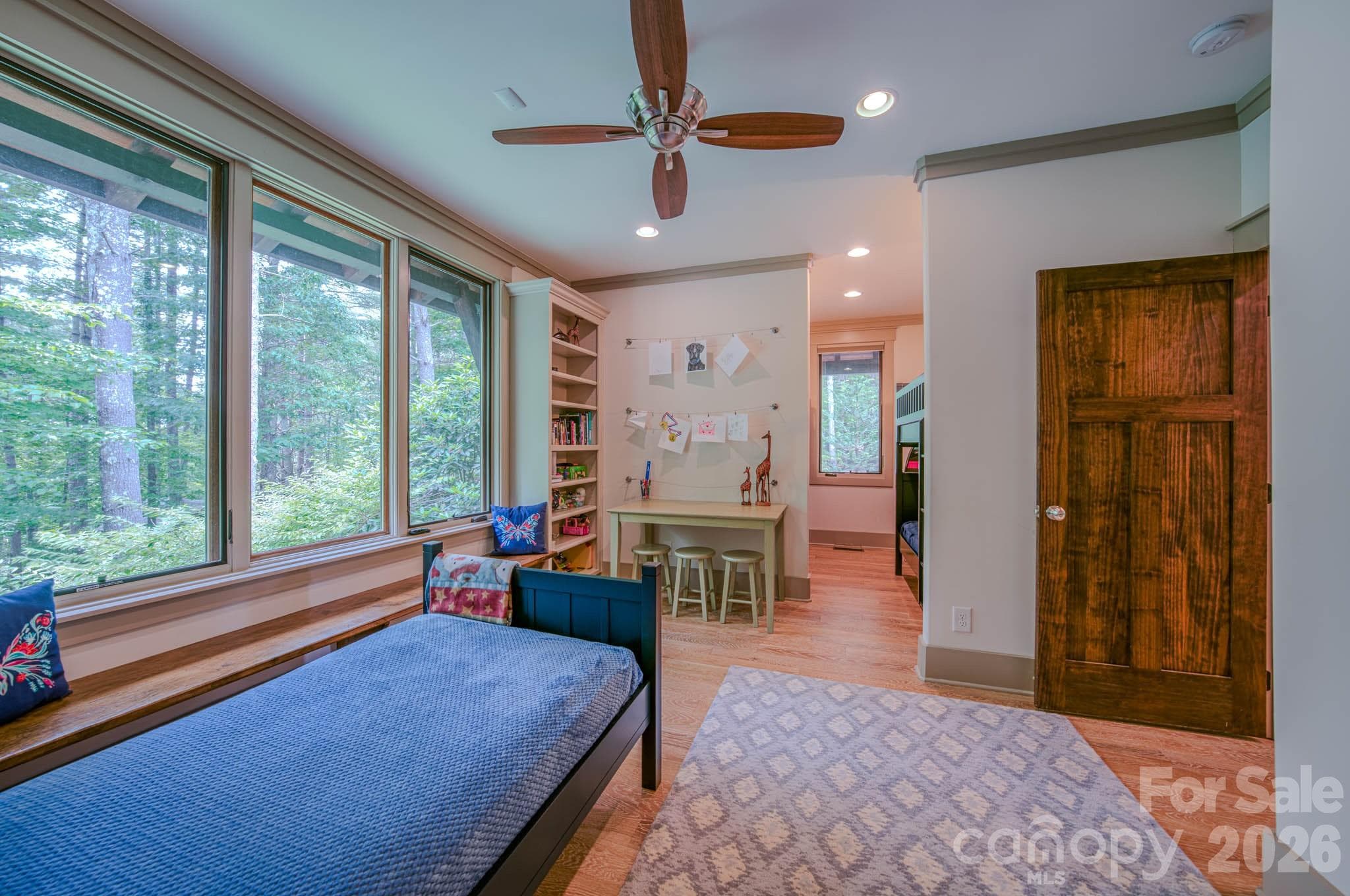 Single Family Residence at Nebo, photo 21 of 47