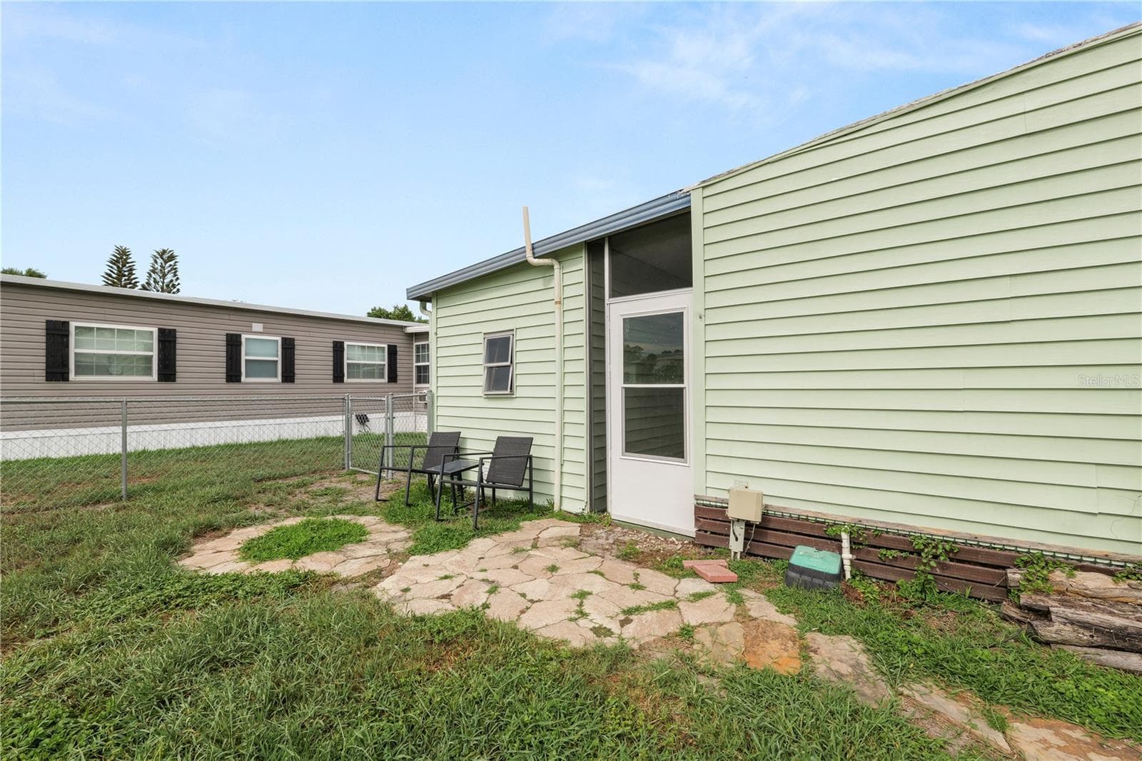 Manufactured Home at 1610 REYNOLDS RD #330, LAKELAND, photo 28 of 36