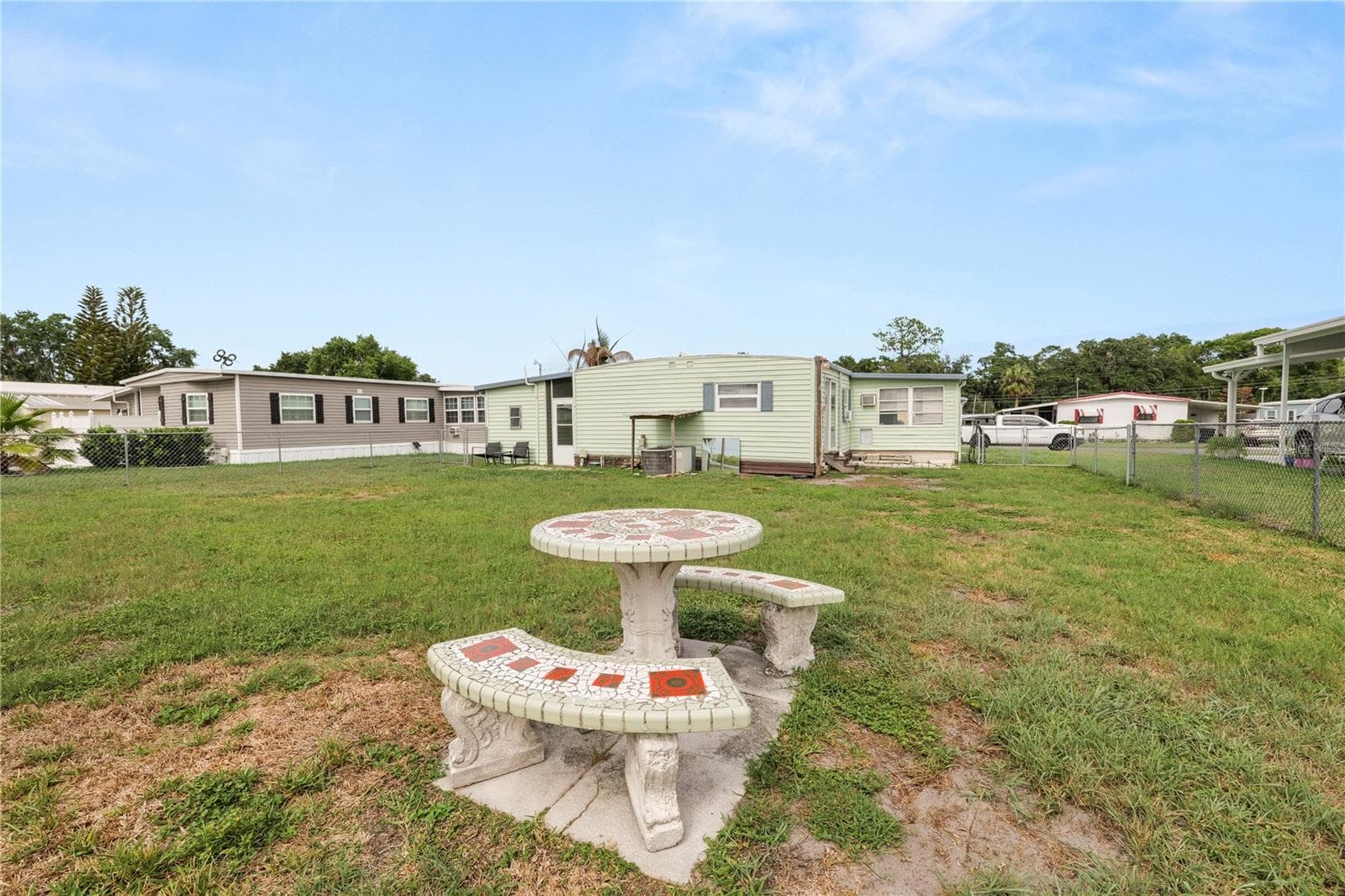 Manufactured Home at 1610 REYNOLDS RD #330, LAKELAND, photo 33 of 36