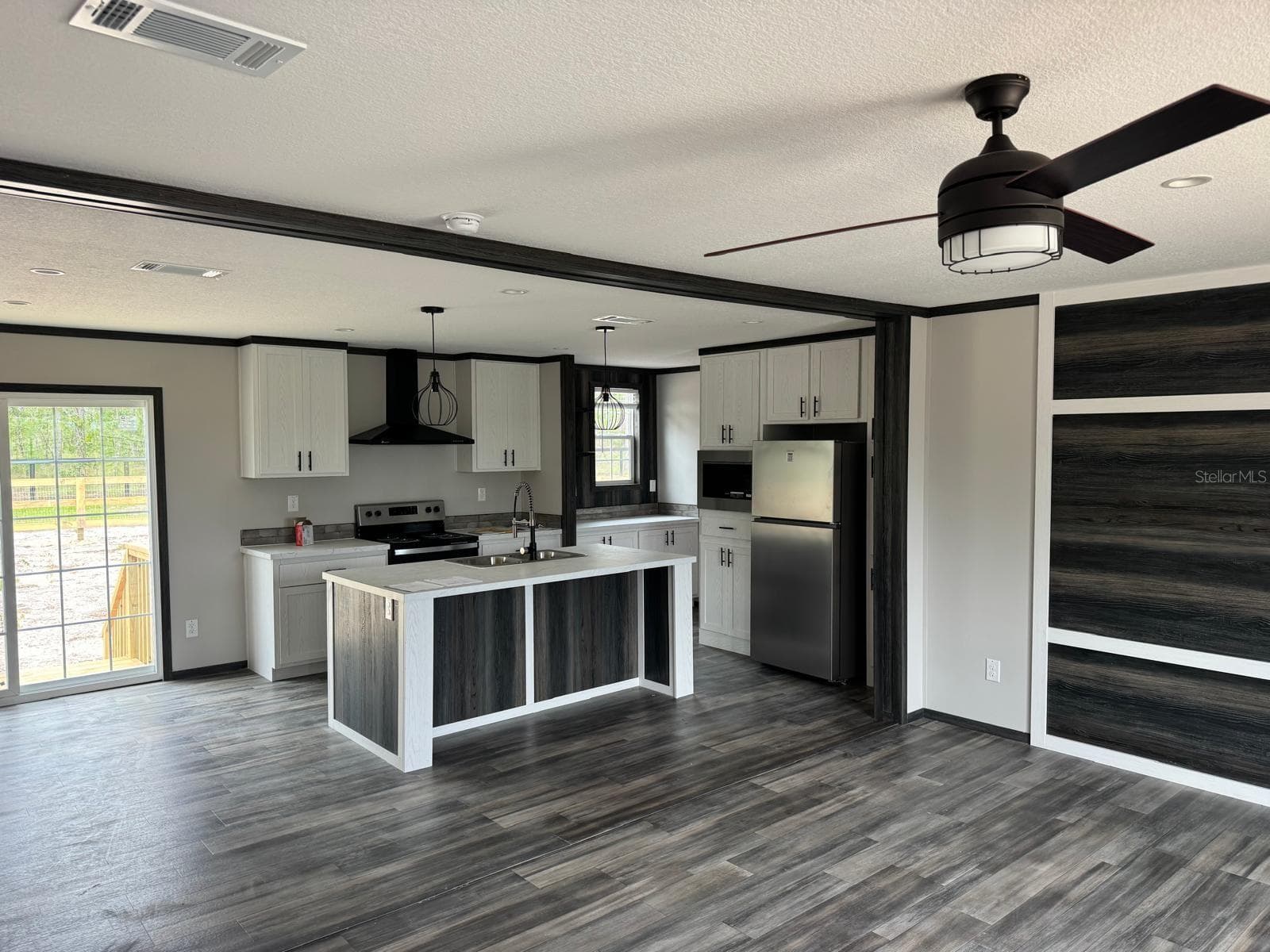 KITCHEN - 14270 SE 60 ST, MORRISTON