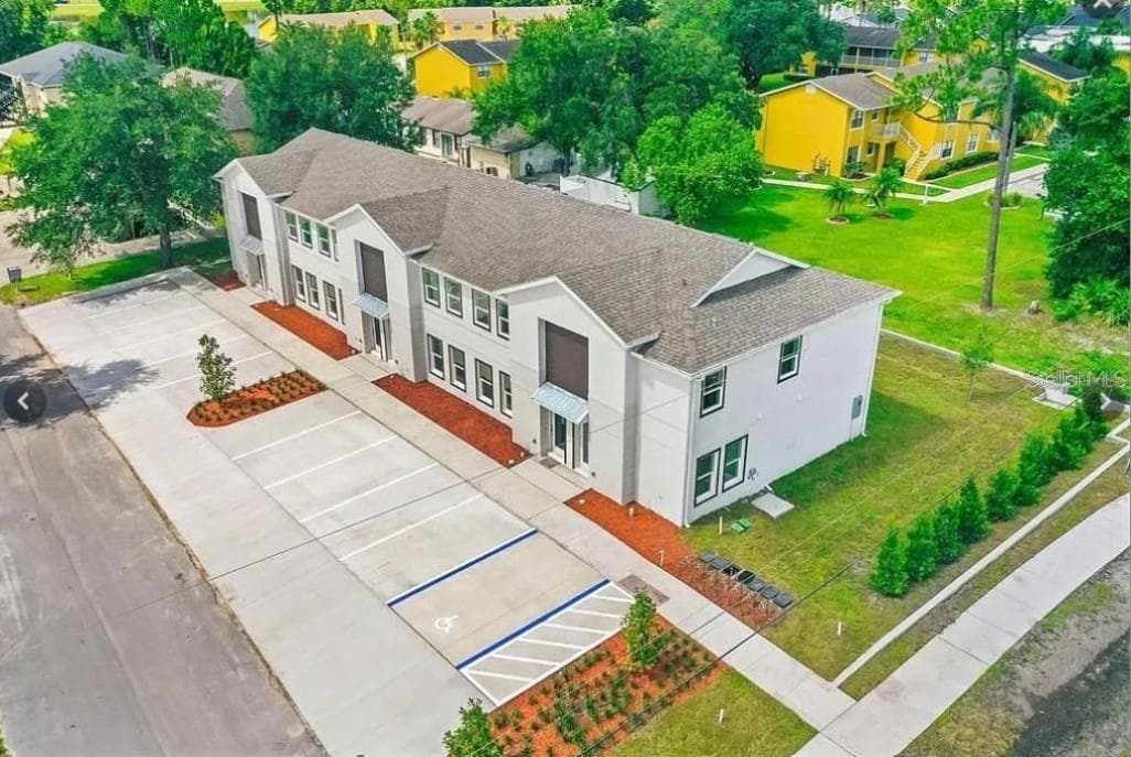 172 BOWIE LN #E