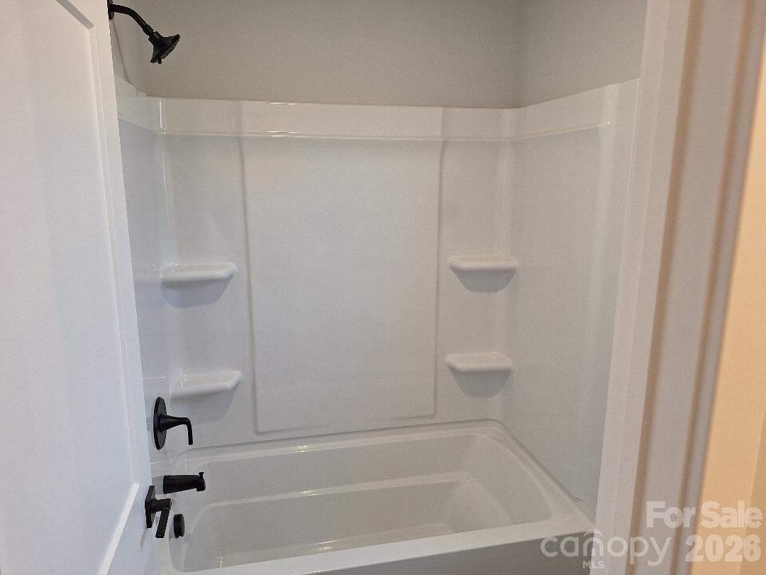 Upstairs Hall Bath Shower - 146 Kerr Walk Drive, Statesville