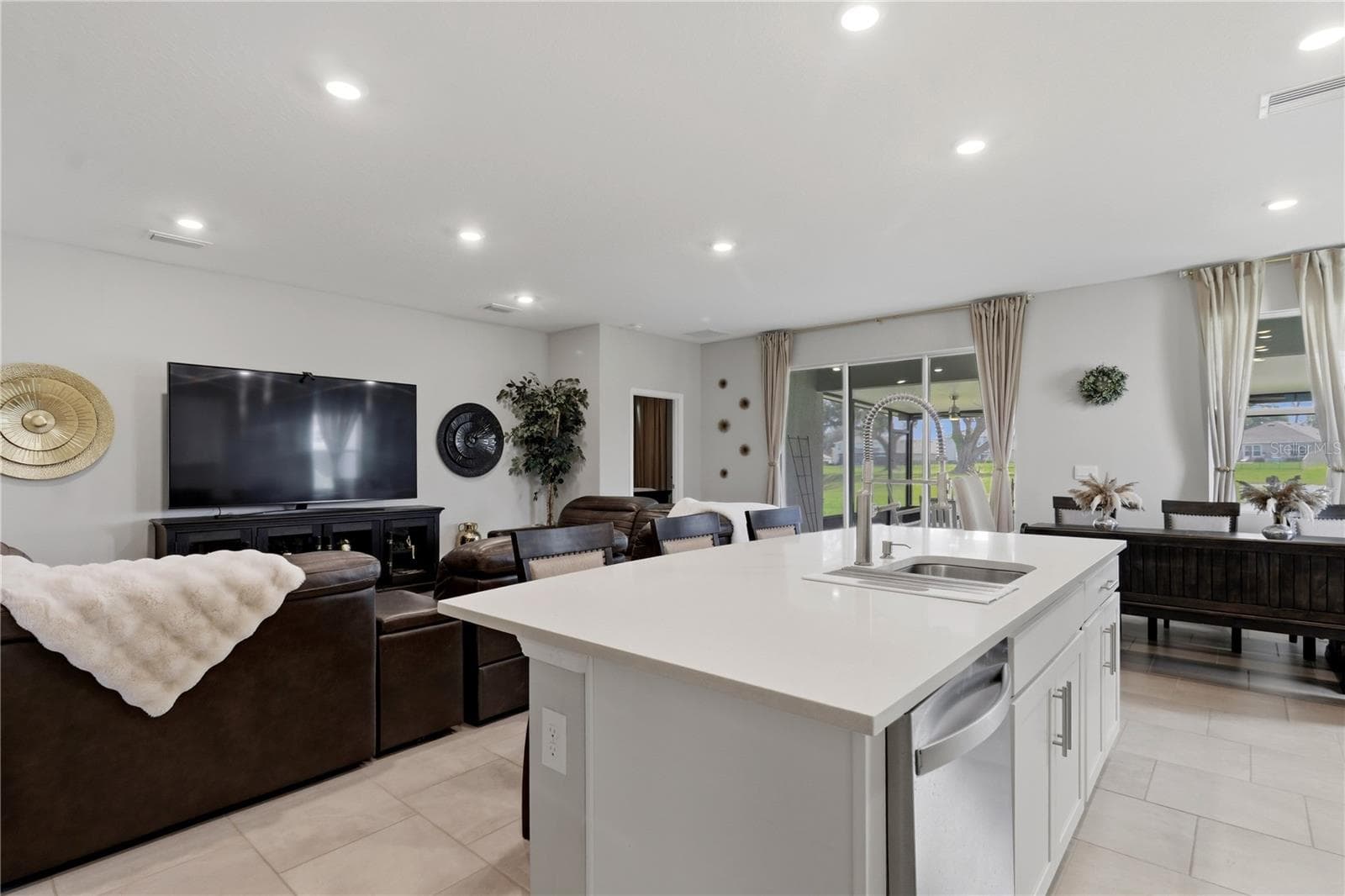 Single Family Residence at 11316 SPOONBILL FLOCK WAY, SAN ANTONIO, photo 10 of 43