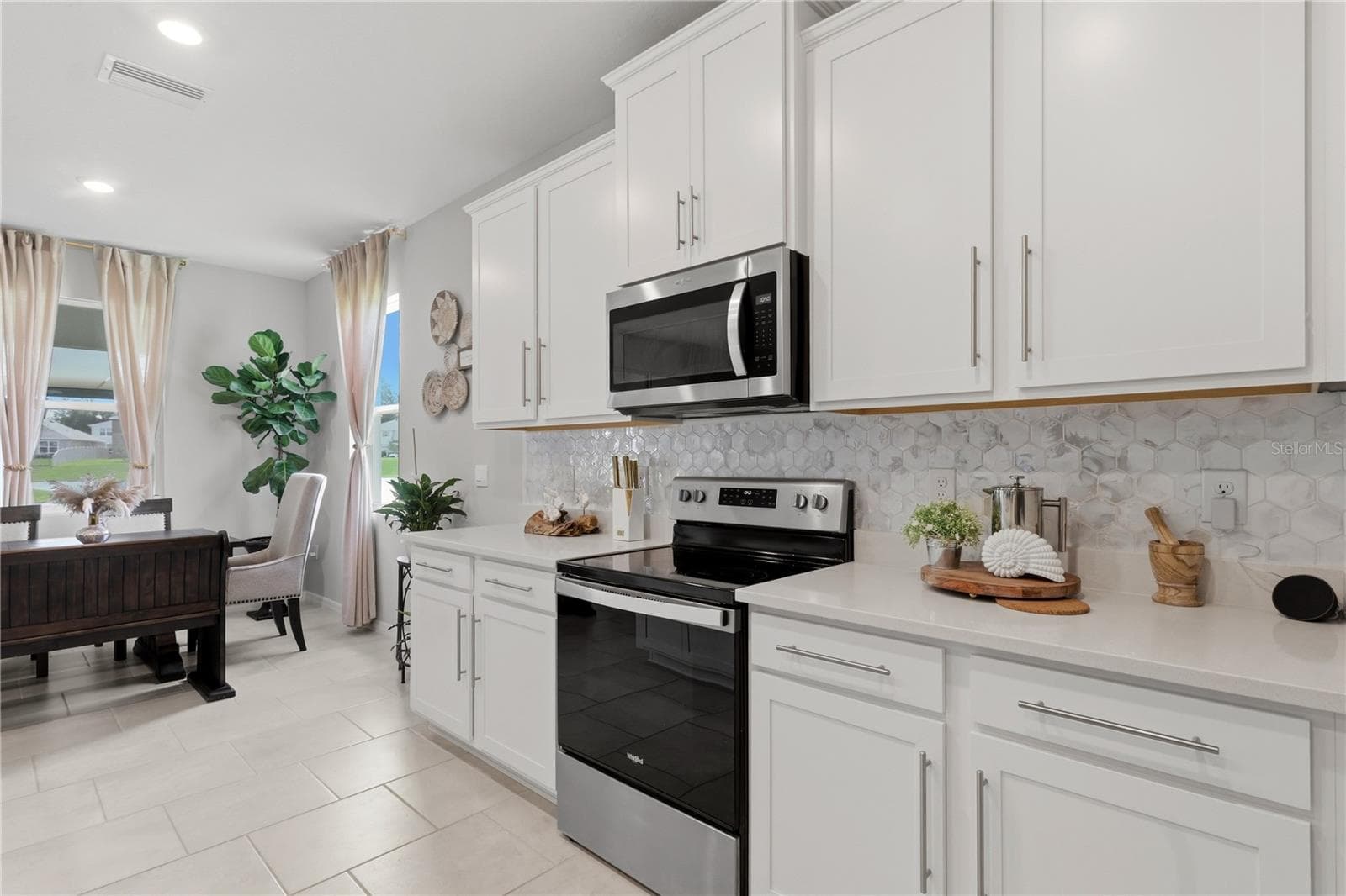 Single Family Residence at 11316 SPOONBILL FLOCK WAY, SAN ANTONIO, photo 11 of 43