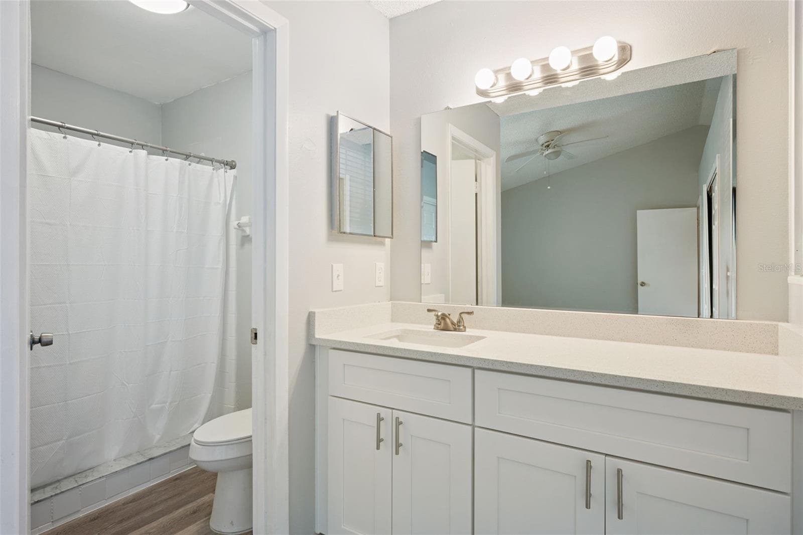 Primary Bath - 2889 WAREHAM CT, CASSELBERRY