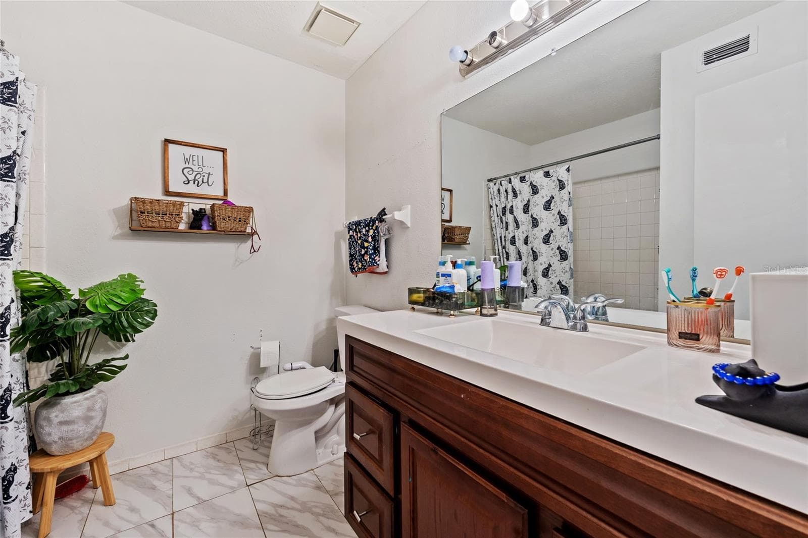 Condominium at 4312 LAKEWAY DR #12F, ORLANDO, photo 11 of 24