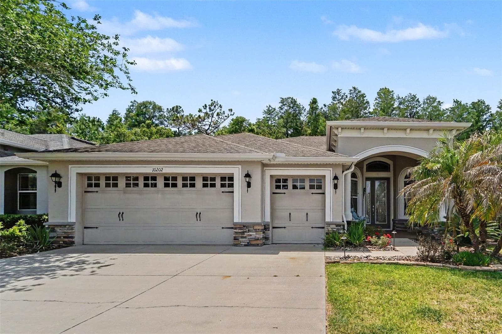 Single Family Residence at 10202 HYANNISPORT LOOP, SAN ANTONIO, photo 21 of 32