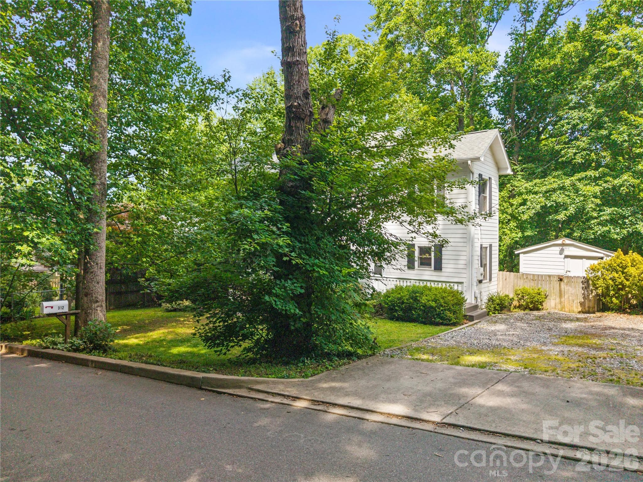 Single Family Residence at 312 Westover Drive, Asheville, photo 3 of 31