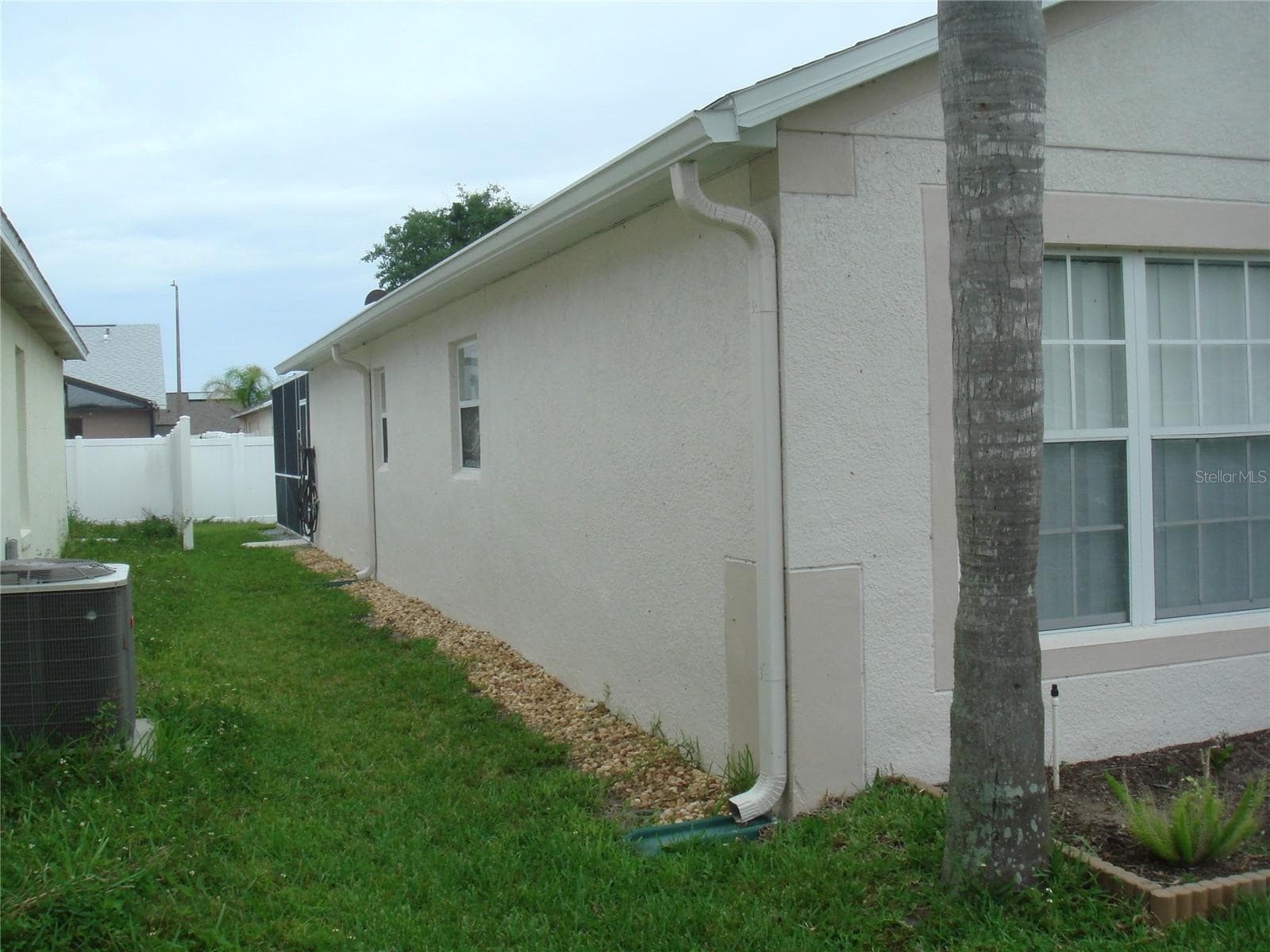 Single Family Residence at 1036 CLEAR CREEK CIR, CLERMONT, photo 4 of 37