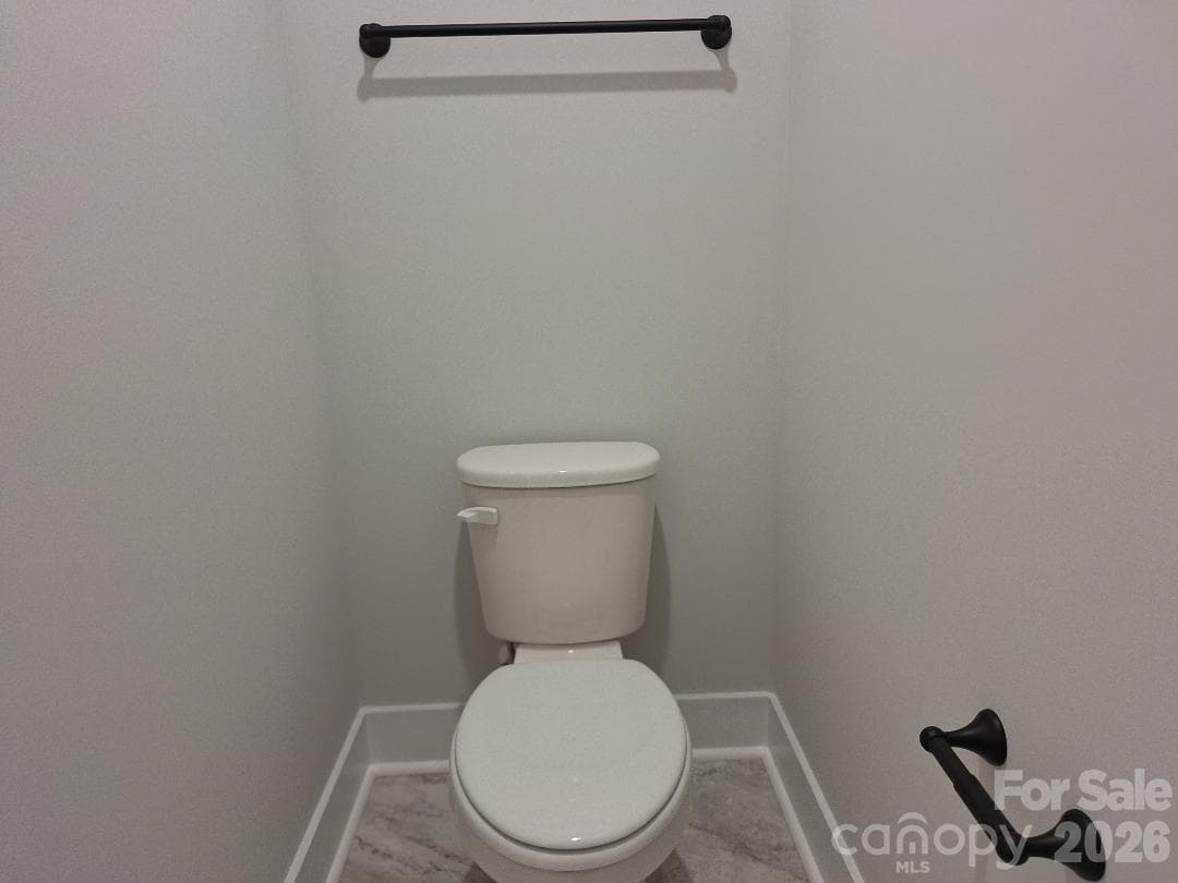 Primary Bathroom Water Closet - 152 Kerr Walk Drive, Statesville