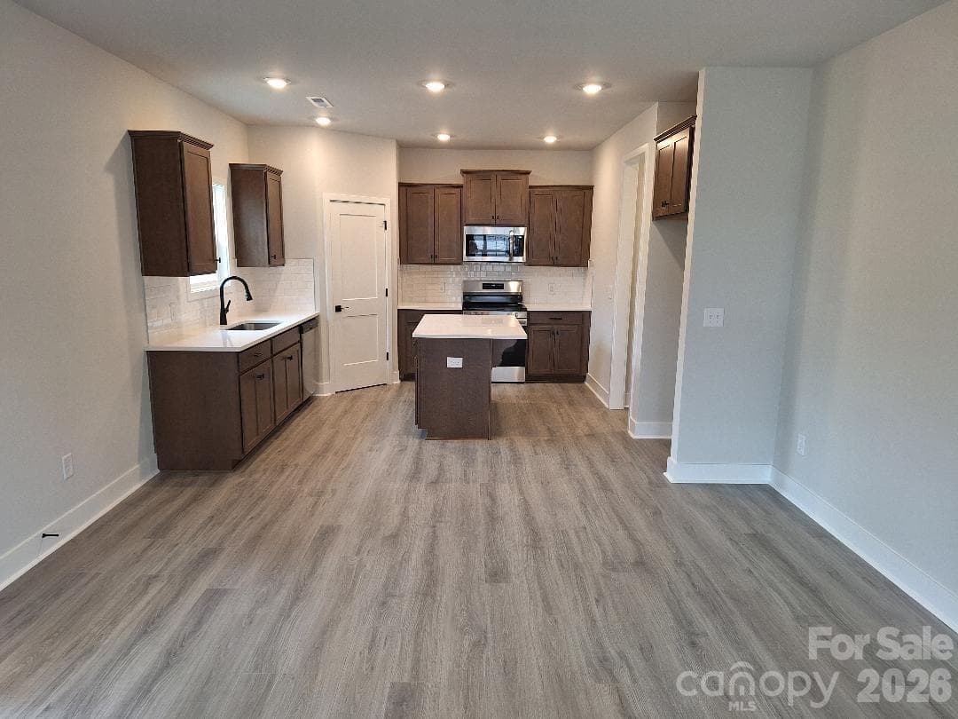 Breakfast/Kitchen - Statesville