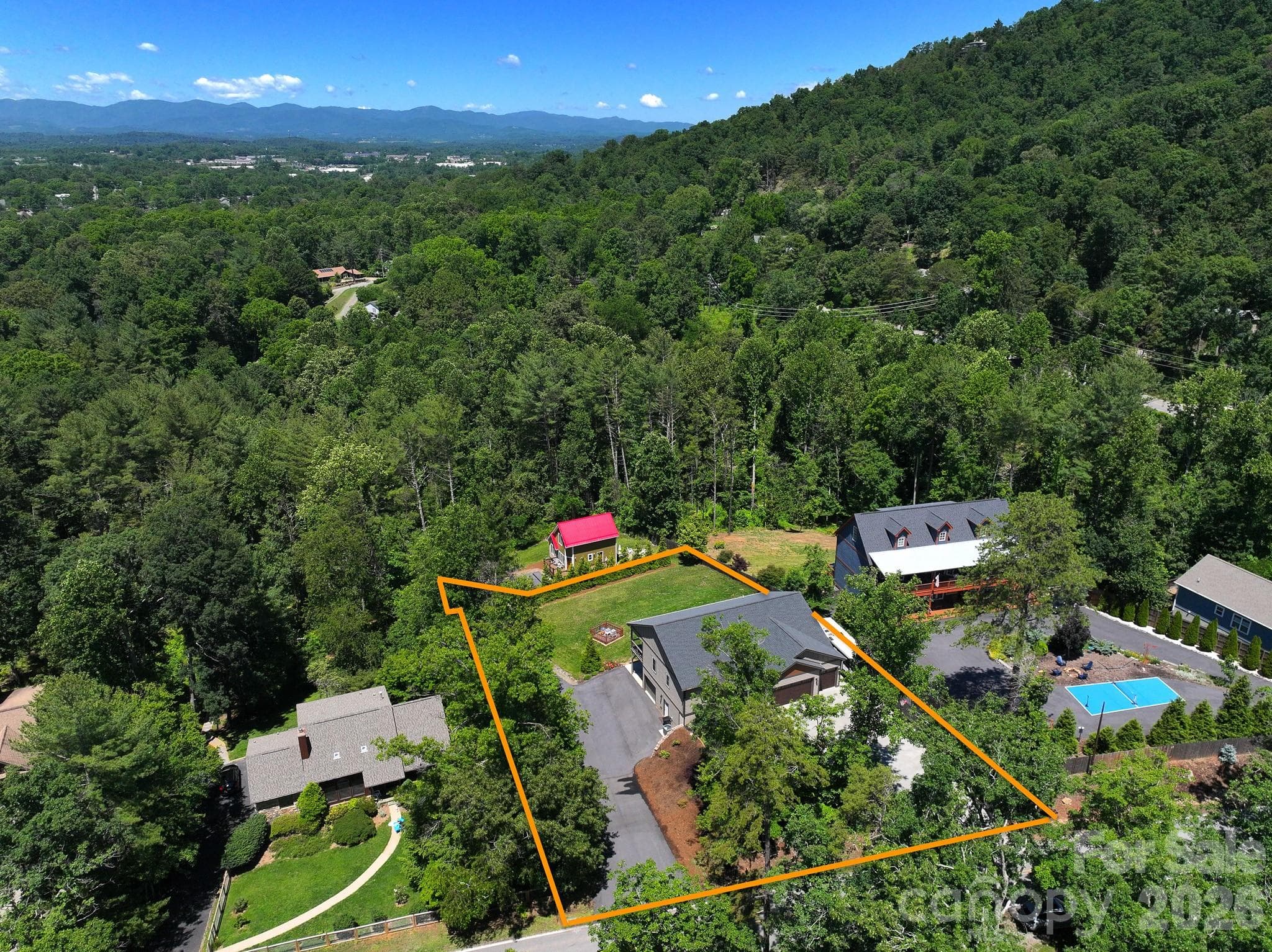 Approximate Lot lines for reference only - Weaverville