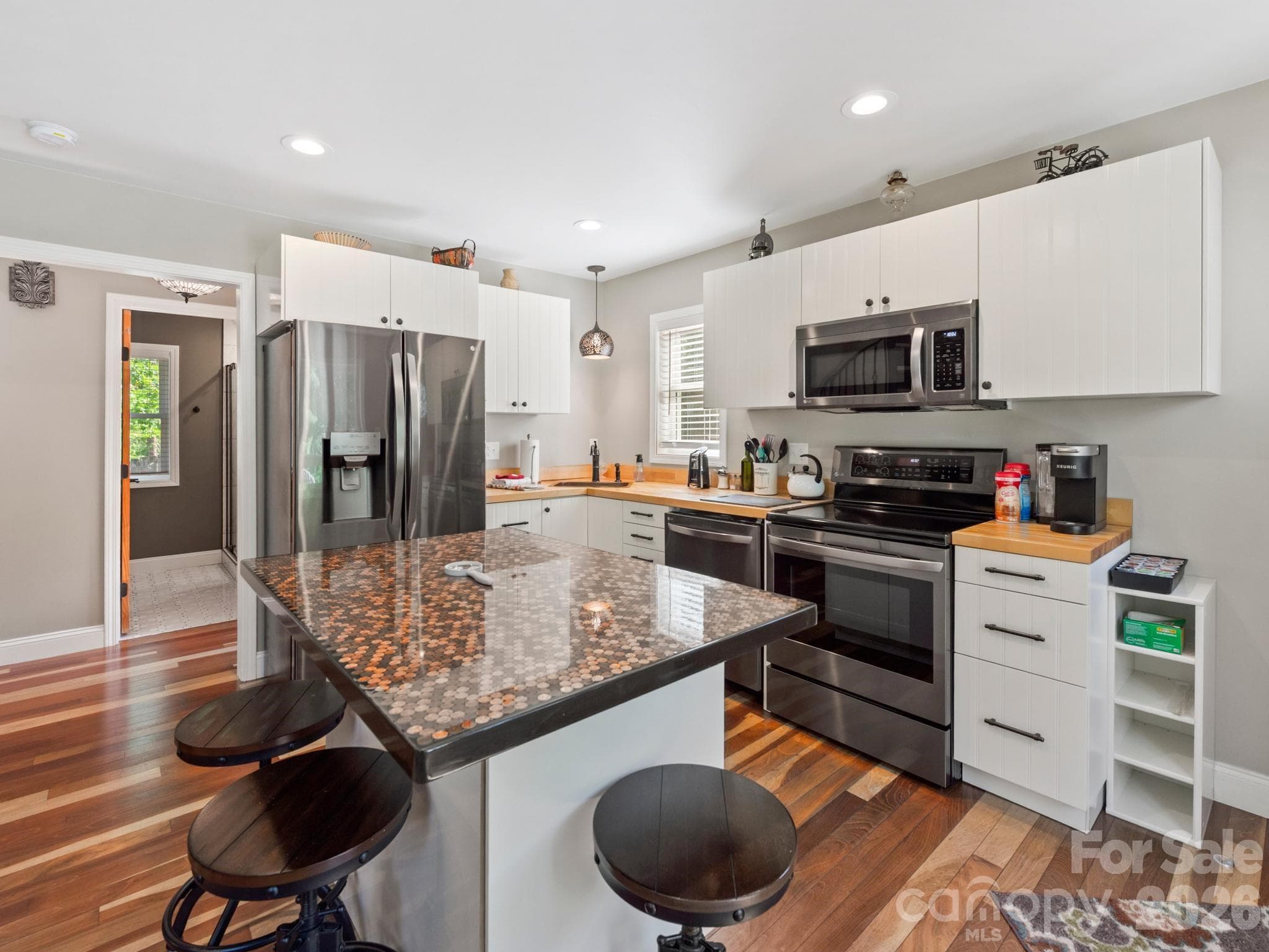 Single Family Residence at Weaverville, photo 9 of 32