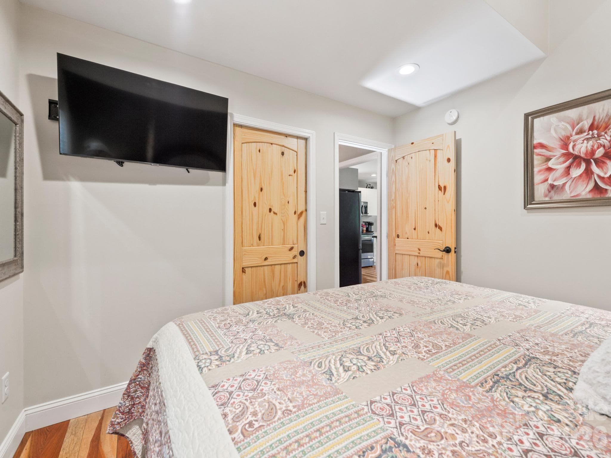 Single Family Residence at Weaverville, photo 14 of 32