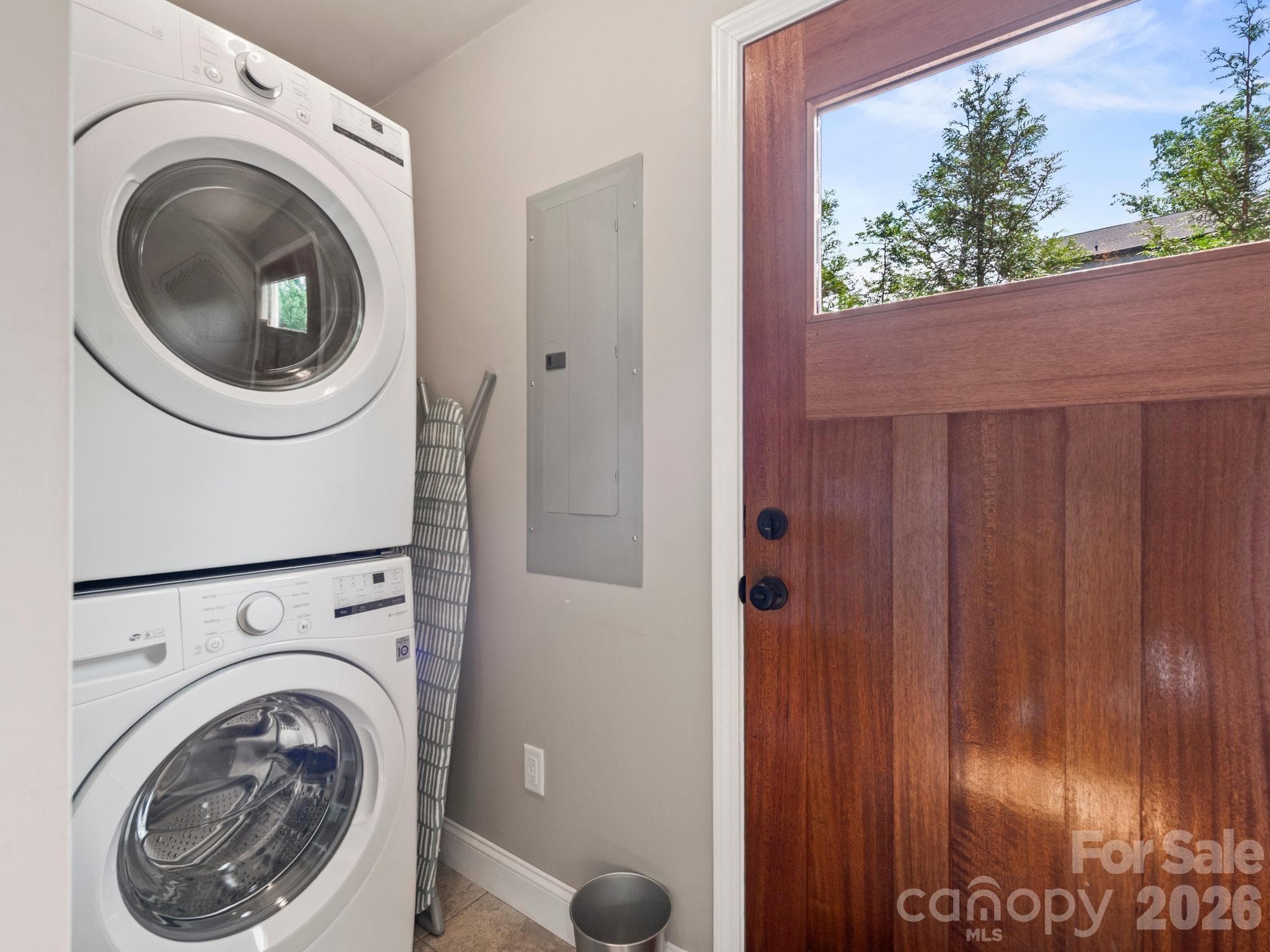 Laundry in Mud Room - Weaverville