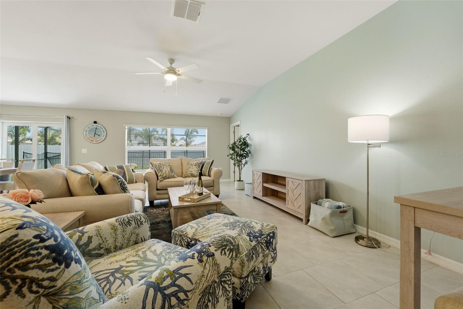 Single Family Residence at 113 LEISURE PL, ROTONDA WEST, photo 6 of 36