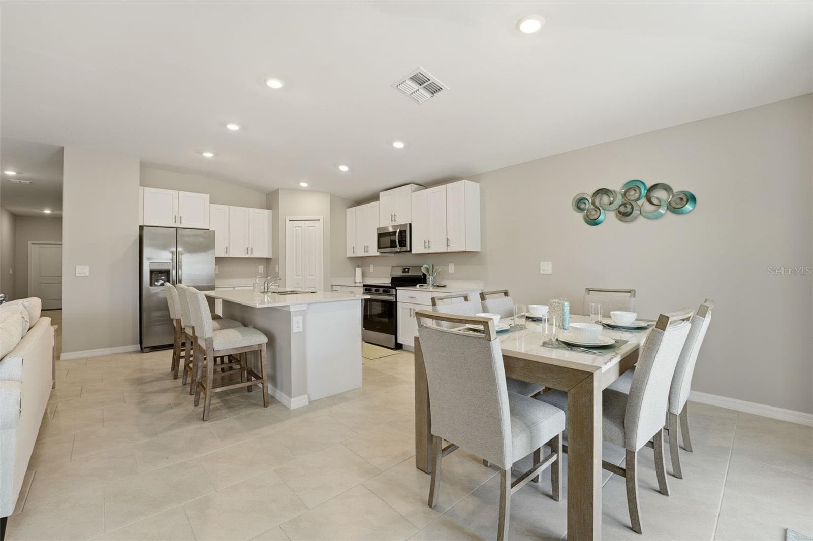 Single Family Residence at 113 LEISURE PL, ROTONDA WEST, photo 9 of 36