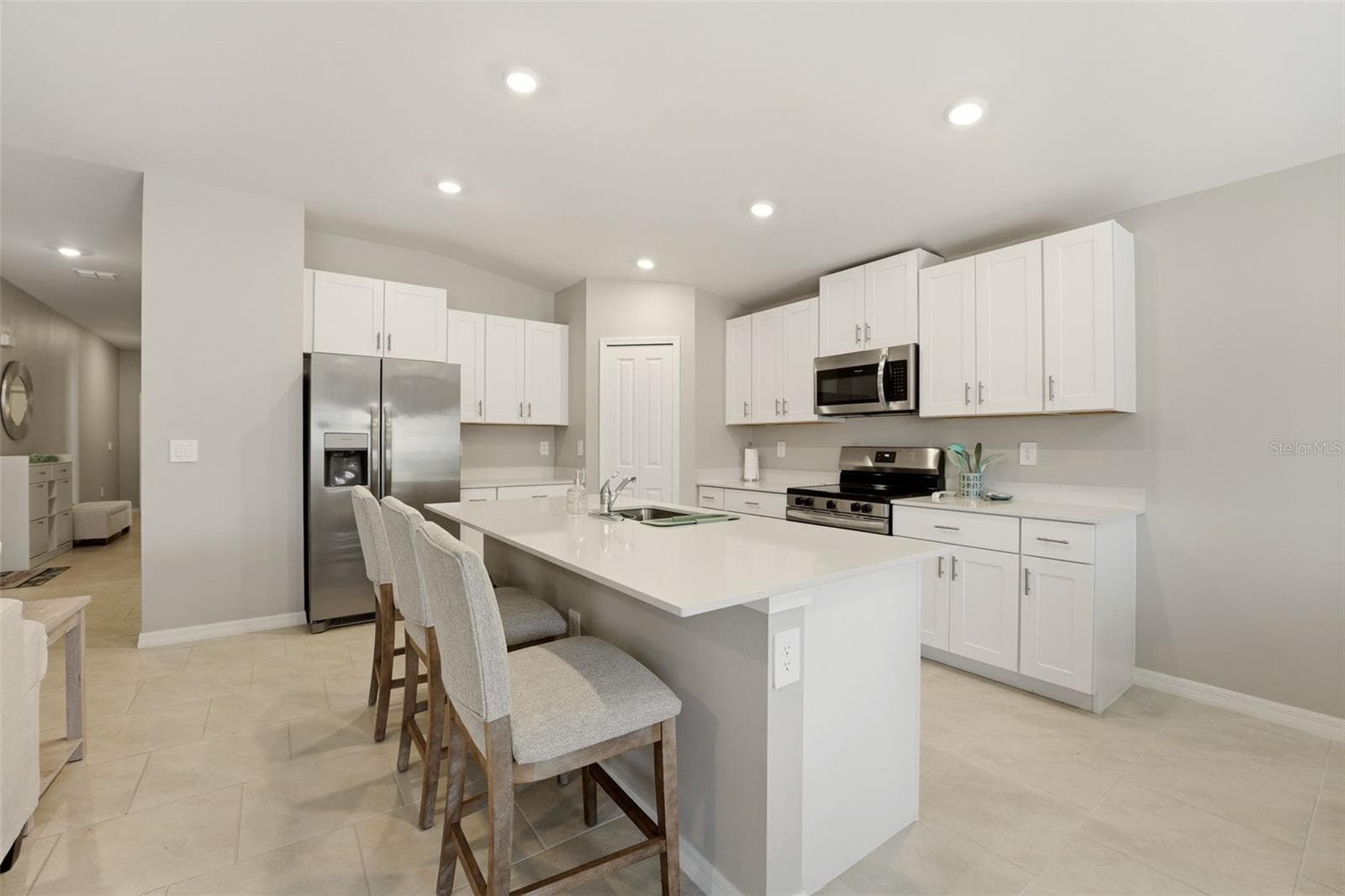 Single Family Residence at 113 LEISURE PL, ROTONDA WEST, photo 11 of 36