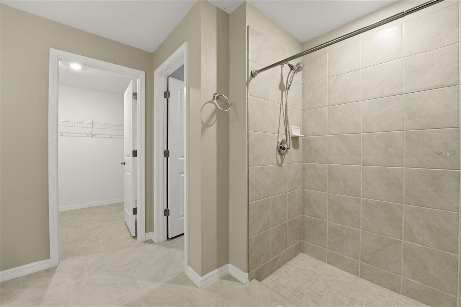 Single Family Residence at 113 LEISURE PL, ROTONDA WEST, photo 17 of 36