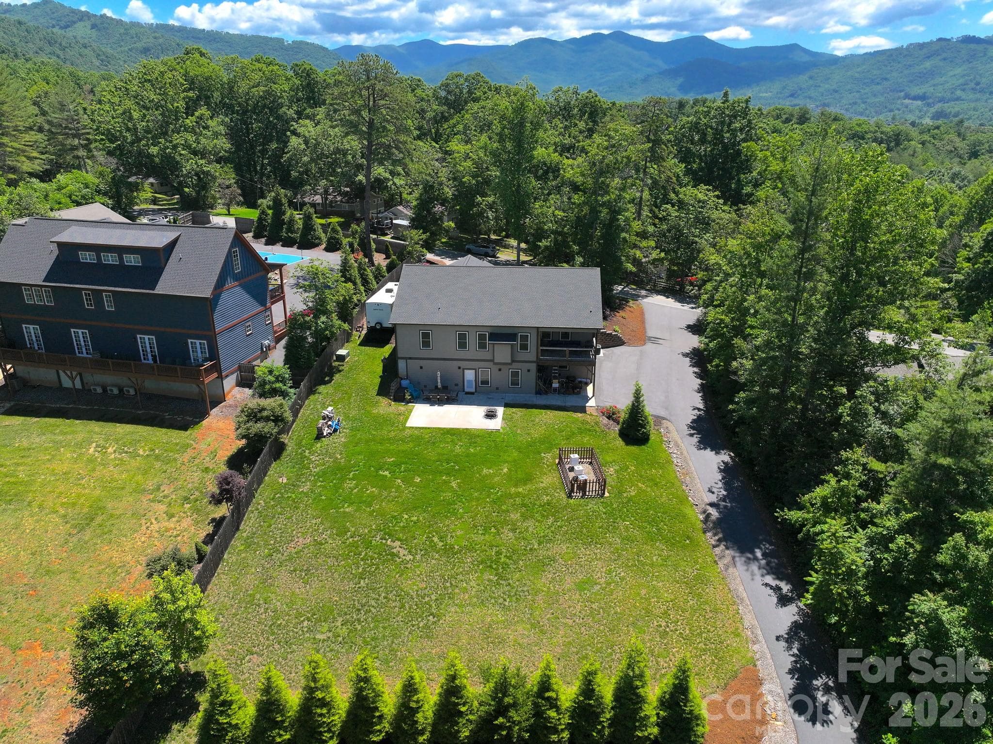 Main House Back Yard - Weaverville