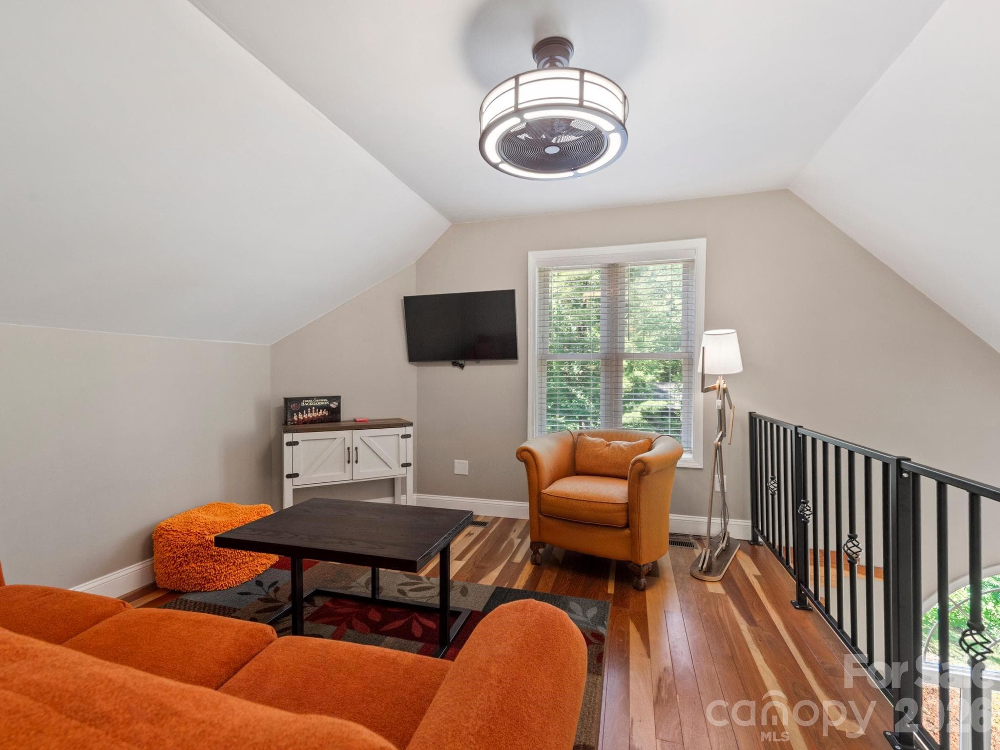 Upper Level Loft - Weaverville