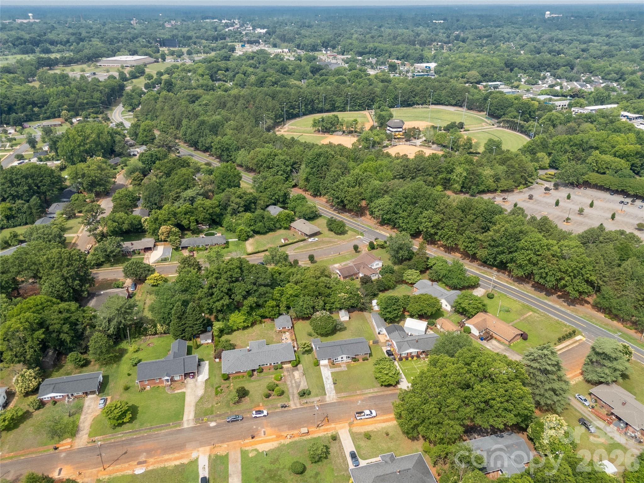 Conveniently located minutes from Winthrop Universith - 755 Emorywood Lane, Rock Hill