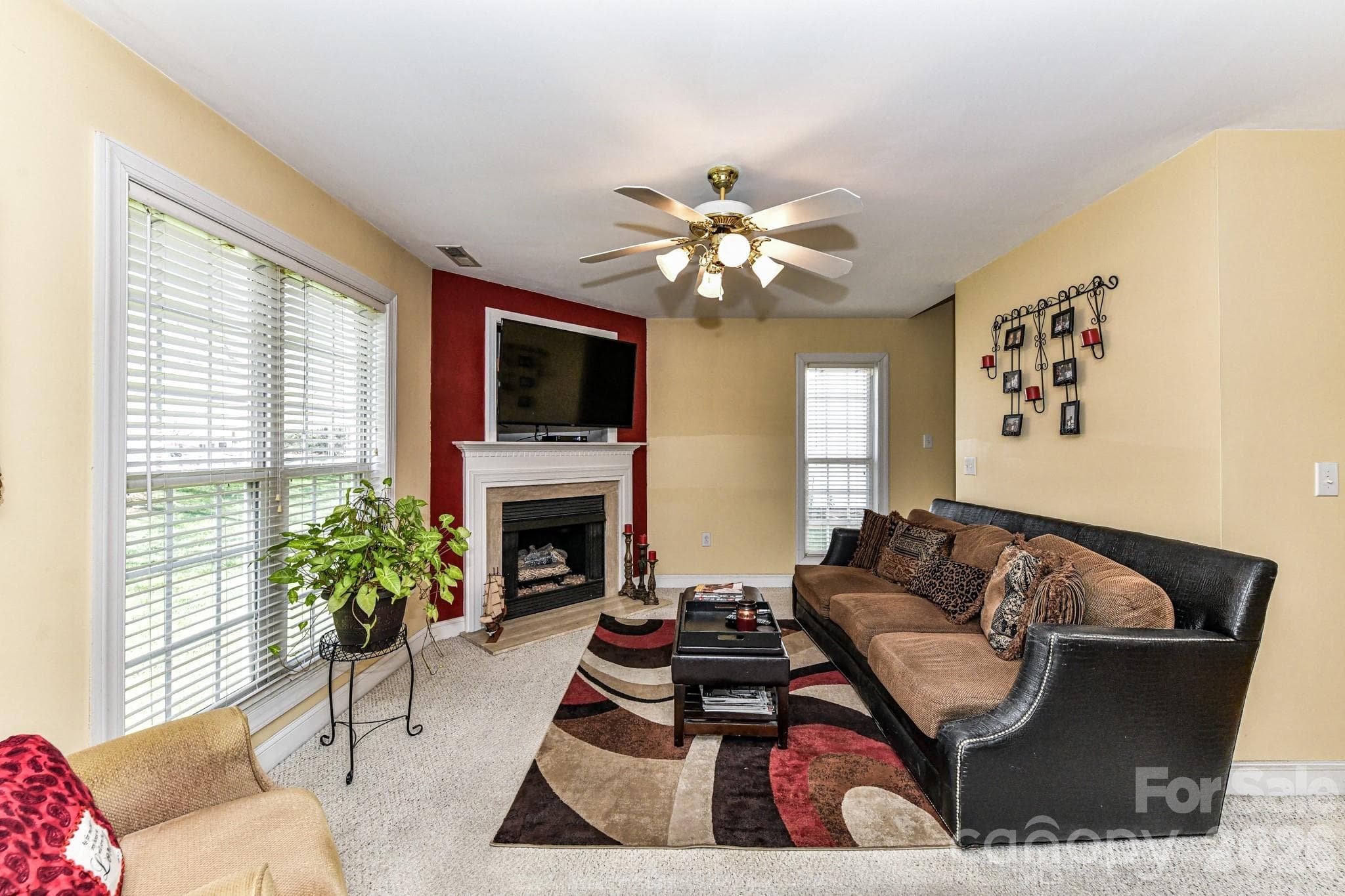 Single Family Residence at 1050 Enderbury Drive, Indian Trail, photo 11 of 31