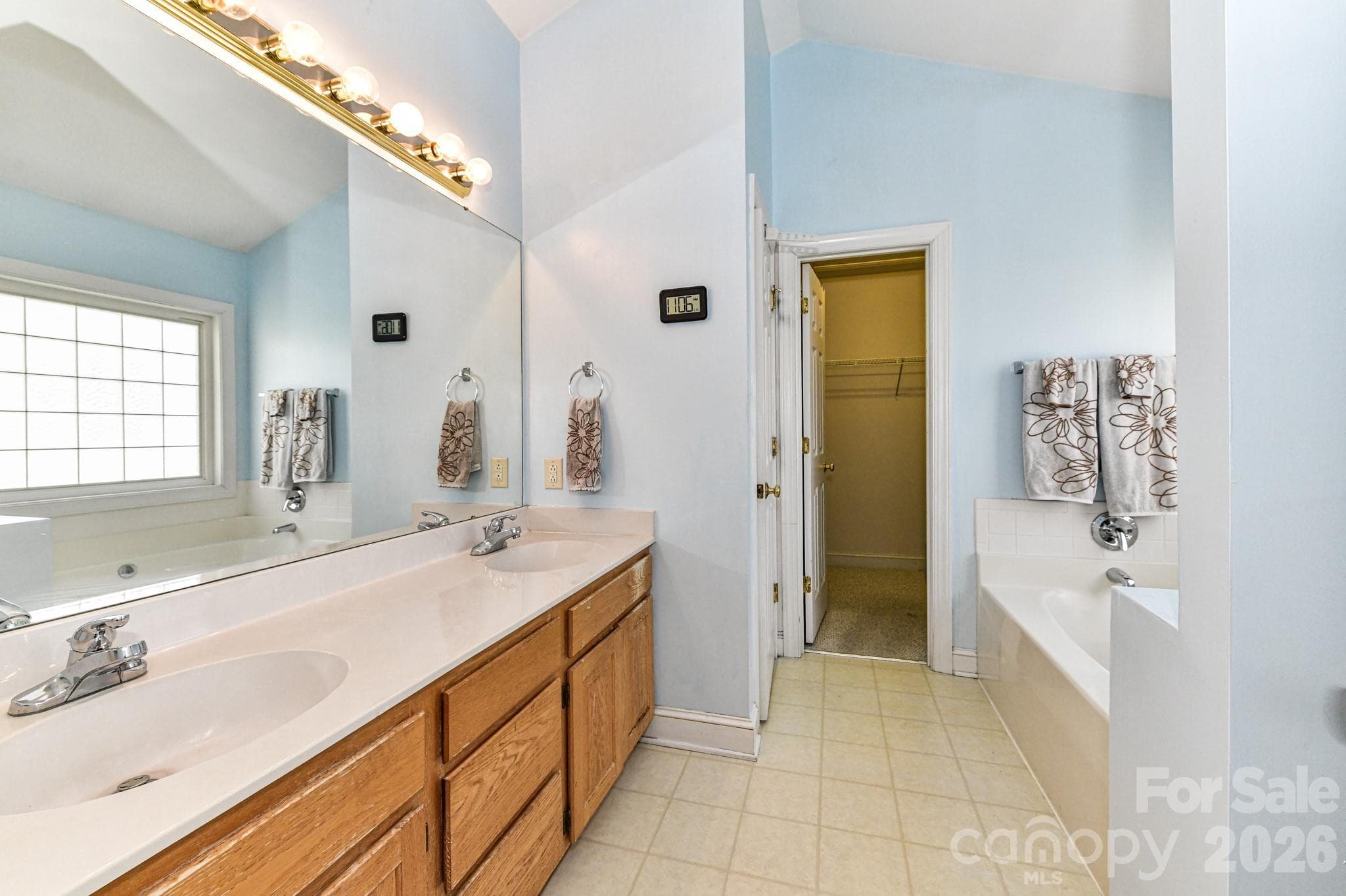 Single Family Residence at 1050 Enderbury Drive, Indian Trail, photo 18 of 31