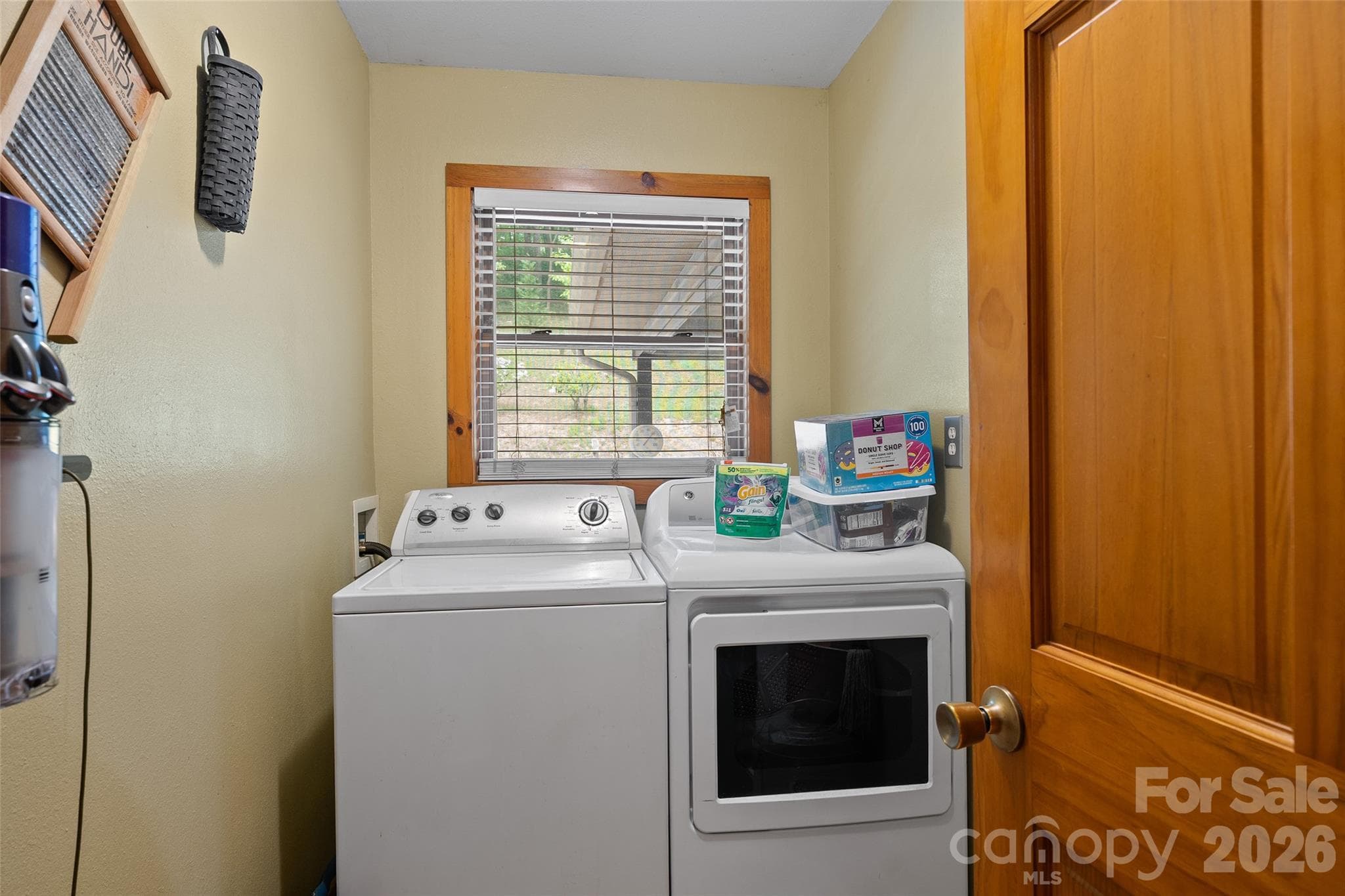 Single Family Residence at 125 Harris Circle, Sylva, photo 16 of 31