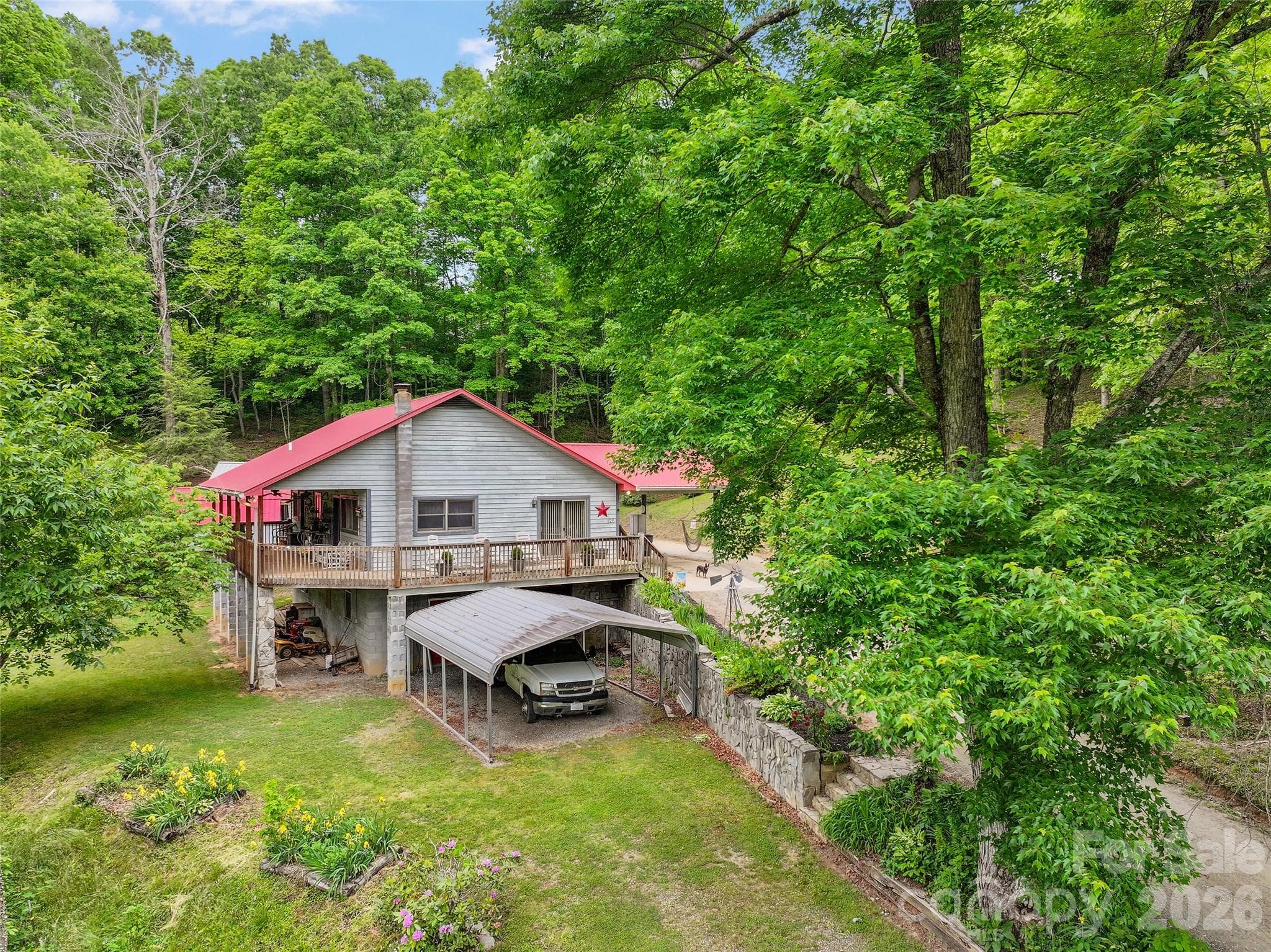 Single Family Residence at 125 Harris Circle, Sylva, photo 20 of 31