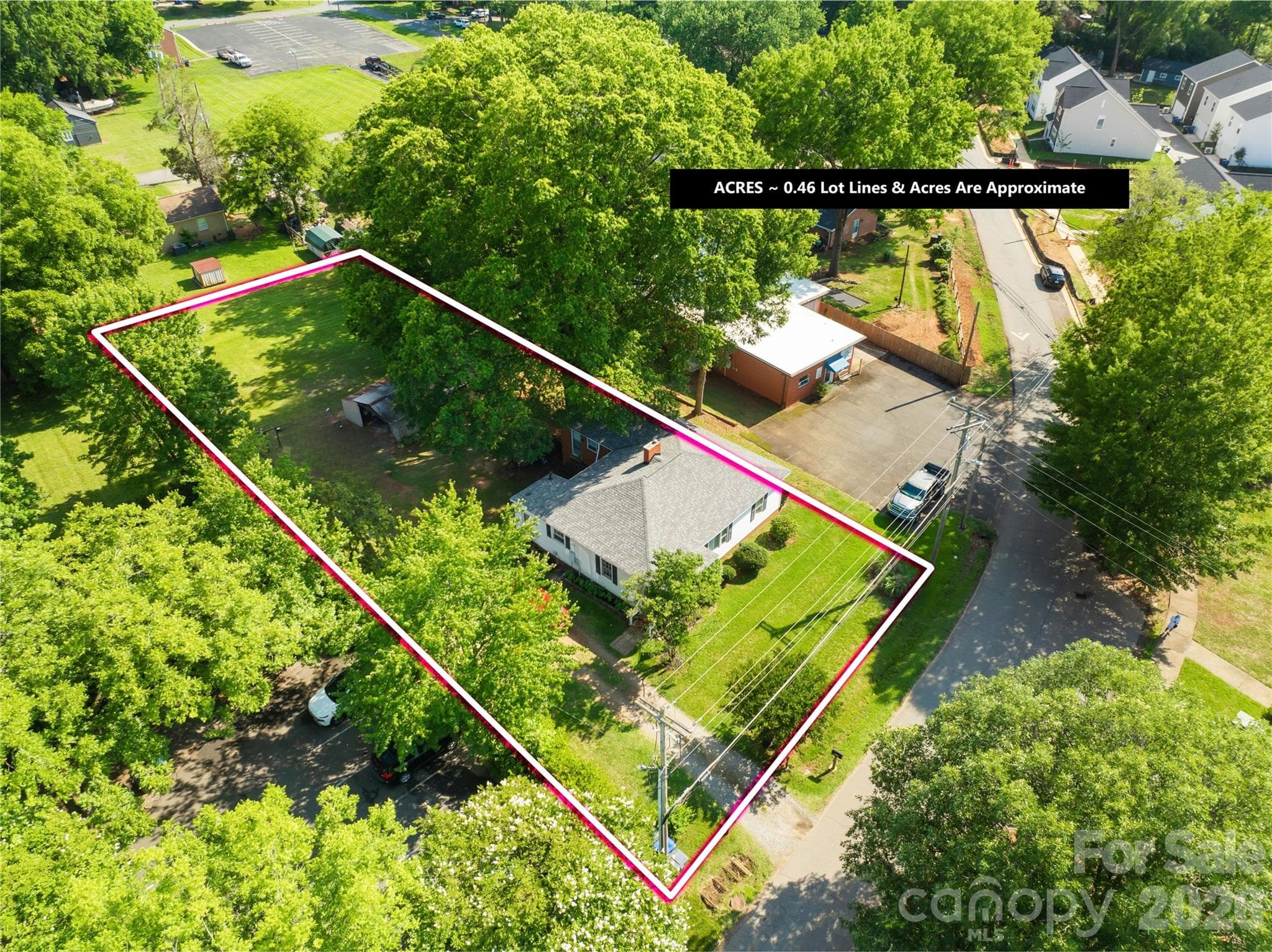 Single Family Residence at Huntersville, photo 2 of 16