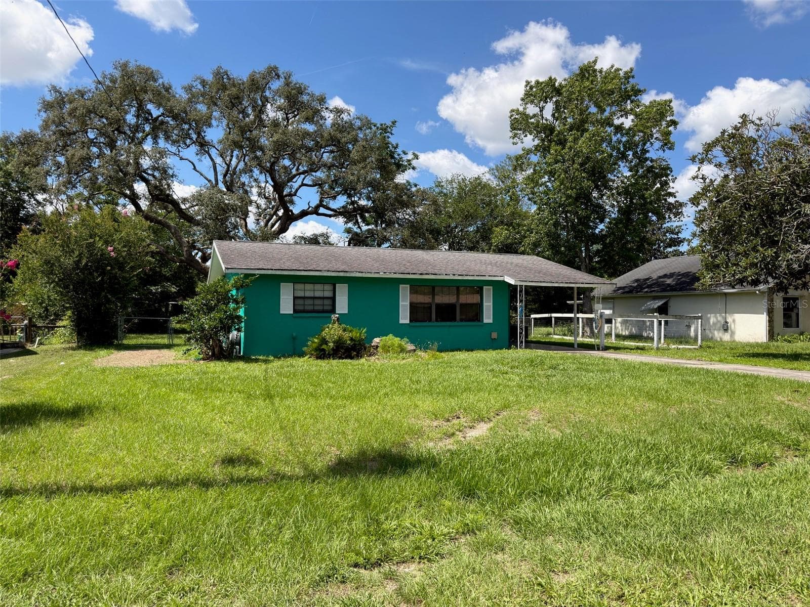 21160 SW HONEYSUCKLE ST