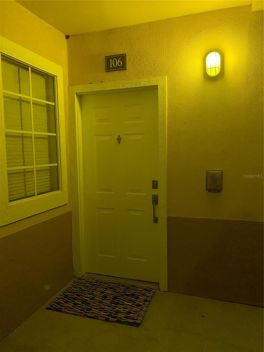 Condominium at 1010 VILLAGIO CIR #106, SARASOTA, photo 5 of 9