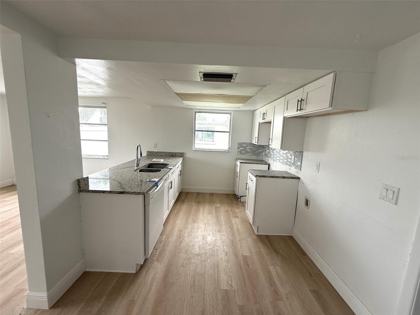 Single Family Residence at 12739 3RD ISLE, HUDSON, photo 11 of 28