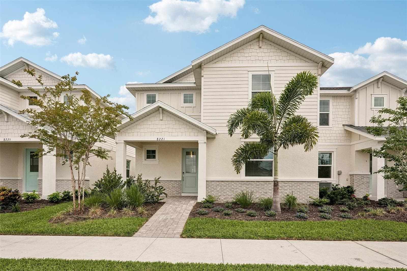 8221 SEAFLOWER PKWY