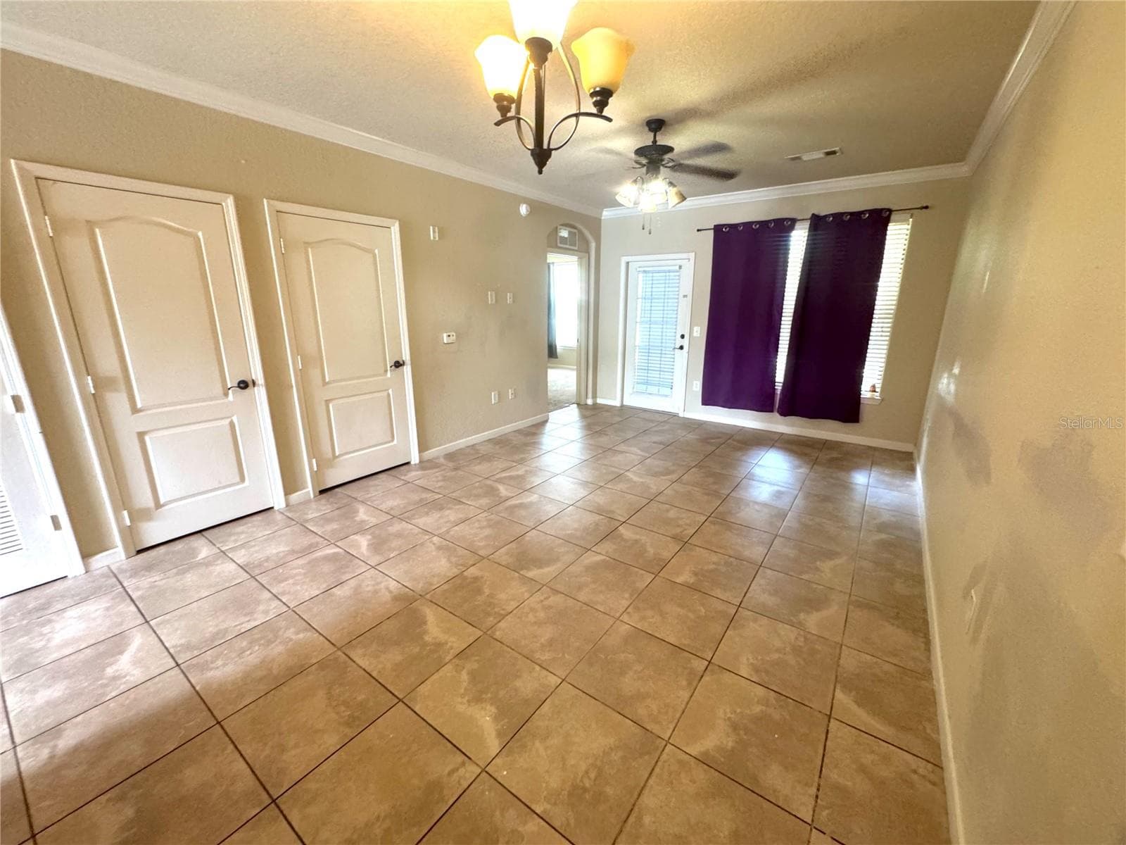 Condominium at 909 CHARO PKWY #1016, DAVENPORT, photo 3 of 33