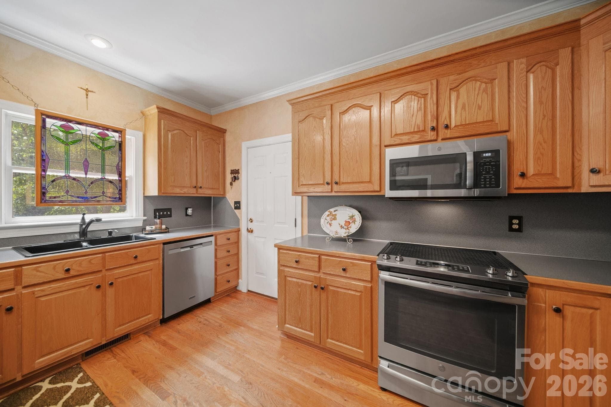 Single Family Residence at 8513 Middleton Circle, Harrisburg, photo 14 of 43