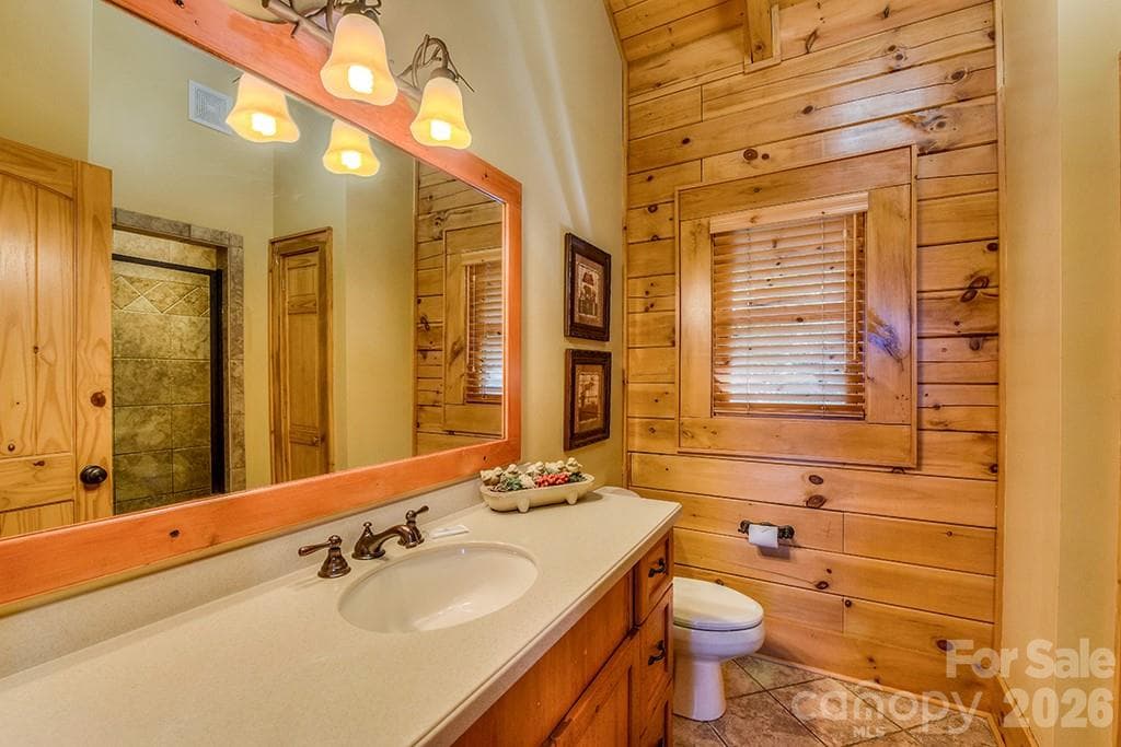 Single Family Residence at Maggie Valley, photo 13 of 29