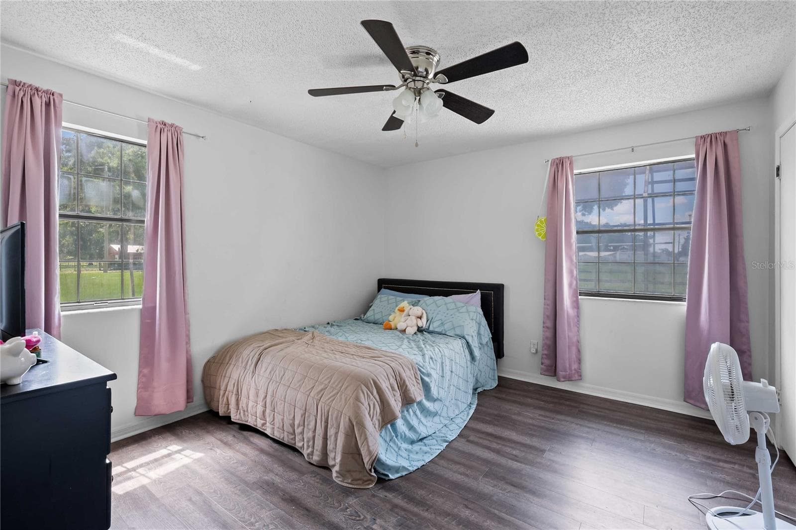 Single Family Residence at 348 CR 542E, BUSHNELL, photo 12 of 49