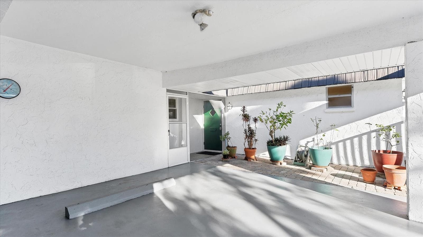 Condominium at 3823 GLEN OAKS DR E #83, SARASOTA, photo 4 of 39