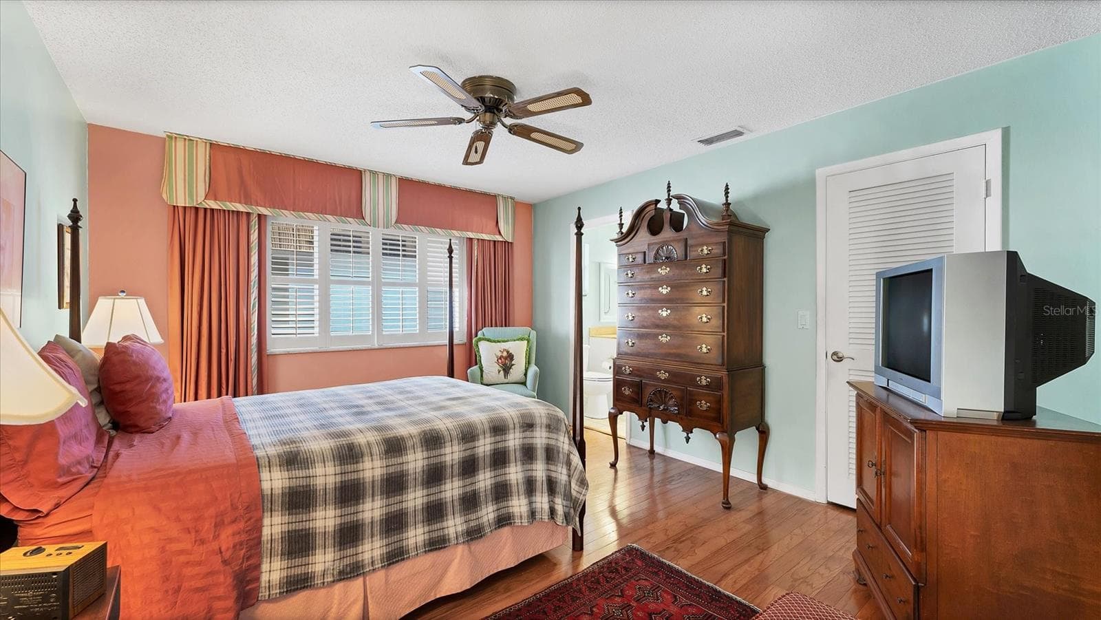Condominium at 3823 GLEN OAKS DR E #83, SARASOTA, photo 16 of 39