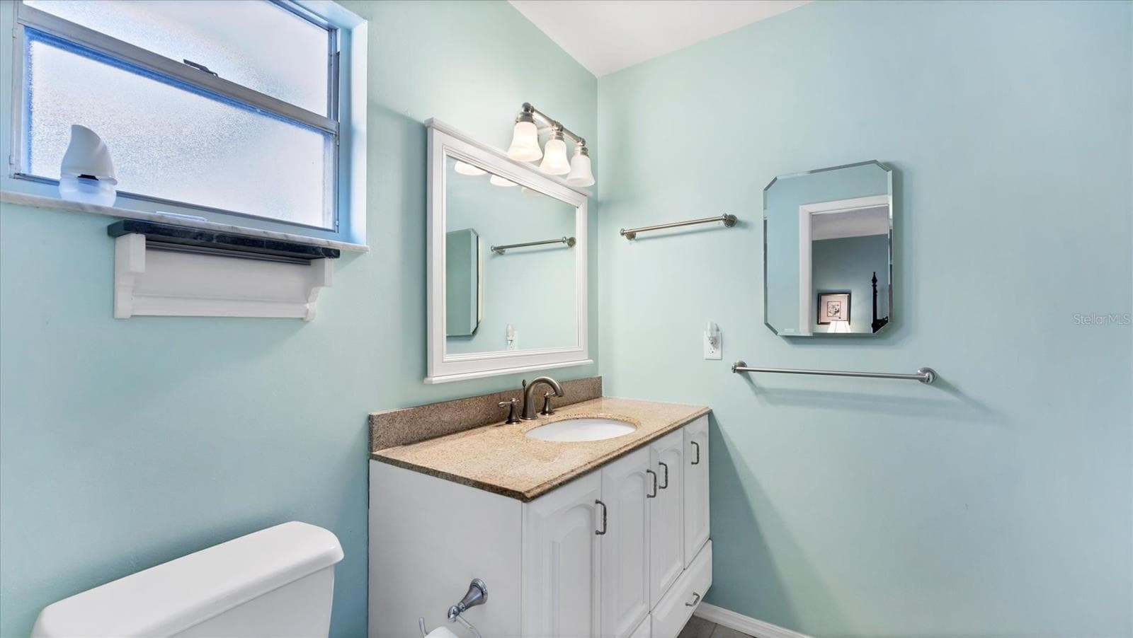 Condominium at 3823 GLEN OAKS DR E #83, SARASOTA, photo 19 of 39