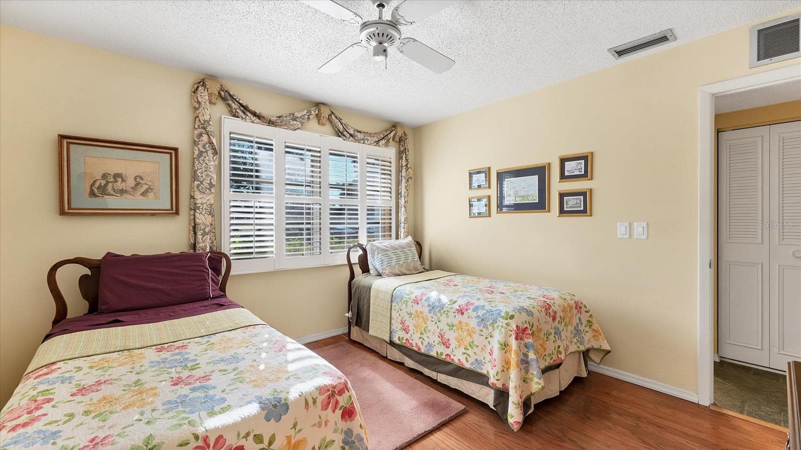 Condominium at 3823 GLEN OAKS DR E #83, SARASOTA, photo 22 of 39