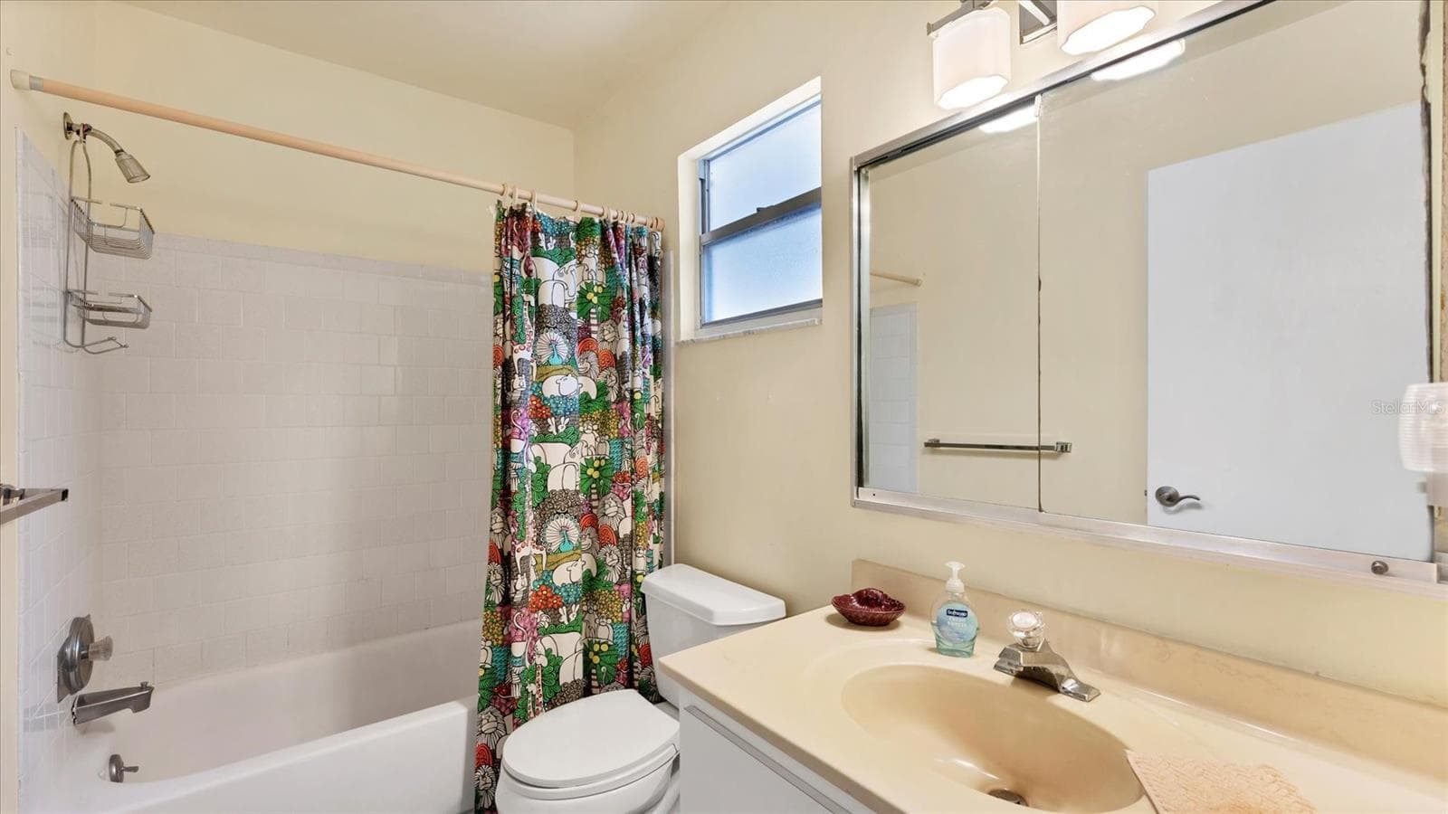 Condominium at 3823 GLEN OAKS DR E #83, SARASOTA, photo 23 of 39