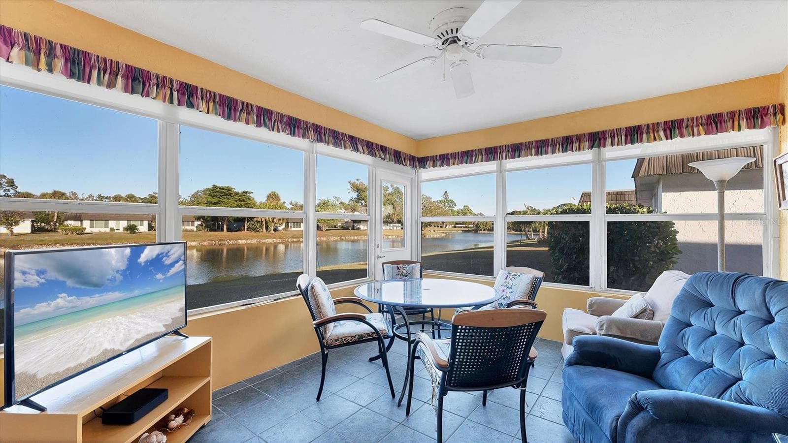 Condominium at 3823 GLEN OAKS DR E #83, SARASOTA, photo 25 of 39