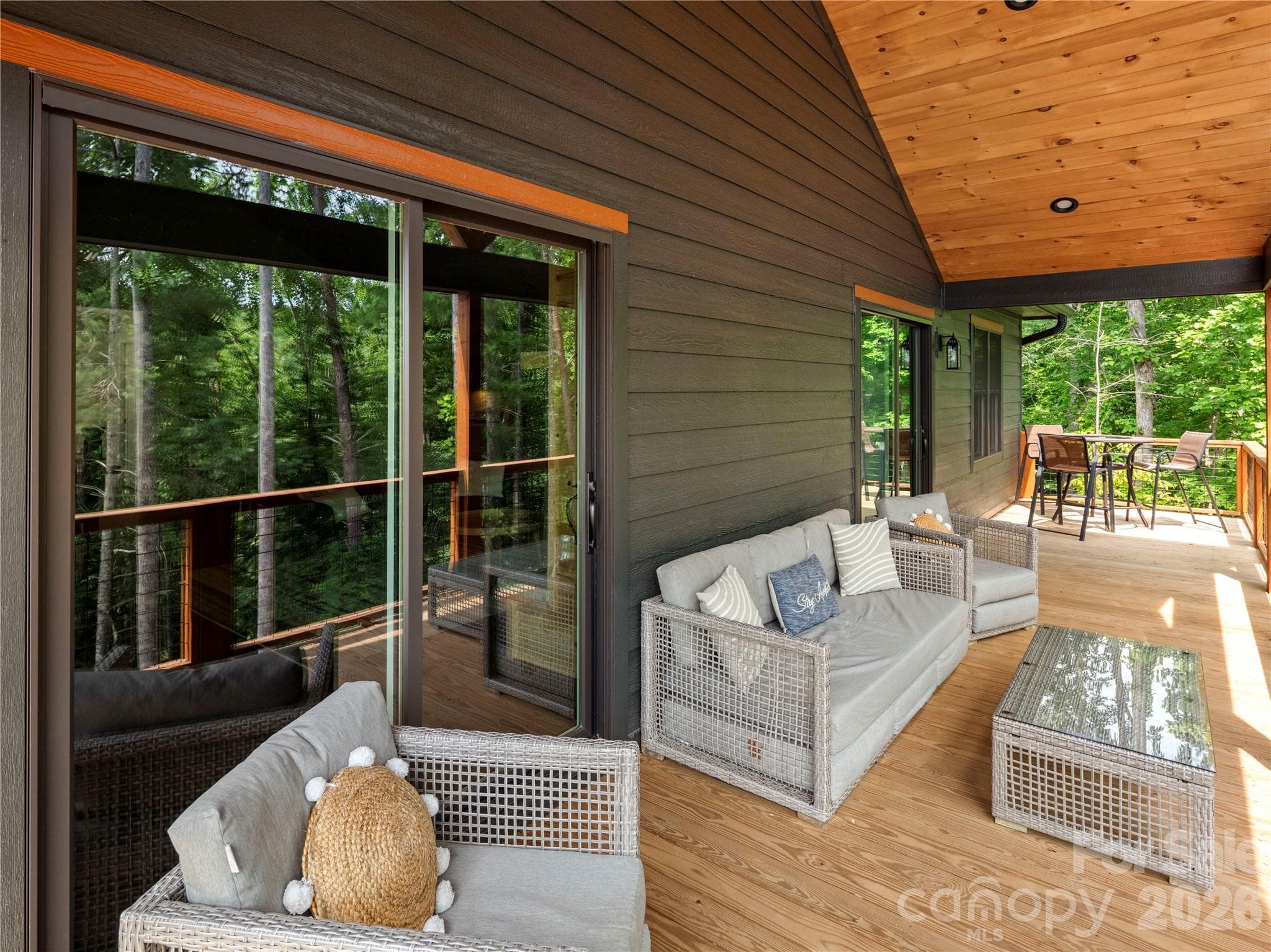 Single Family Residence at 23 Anchor Drive, Nebo, photo 16 of 48