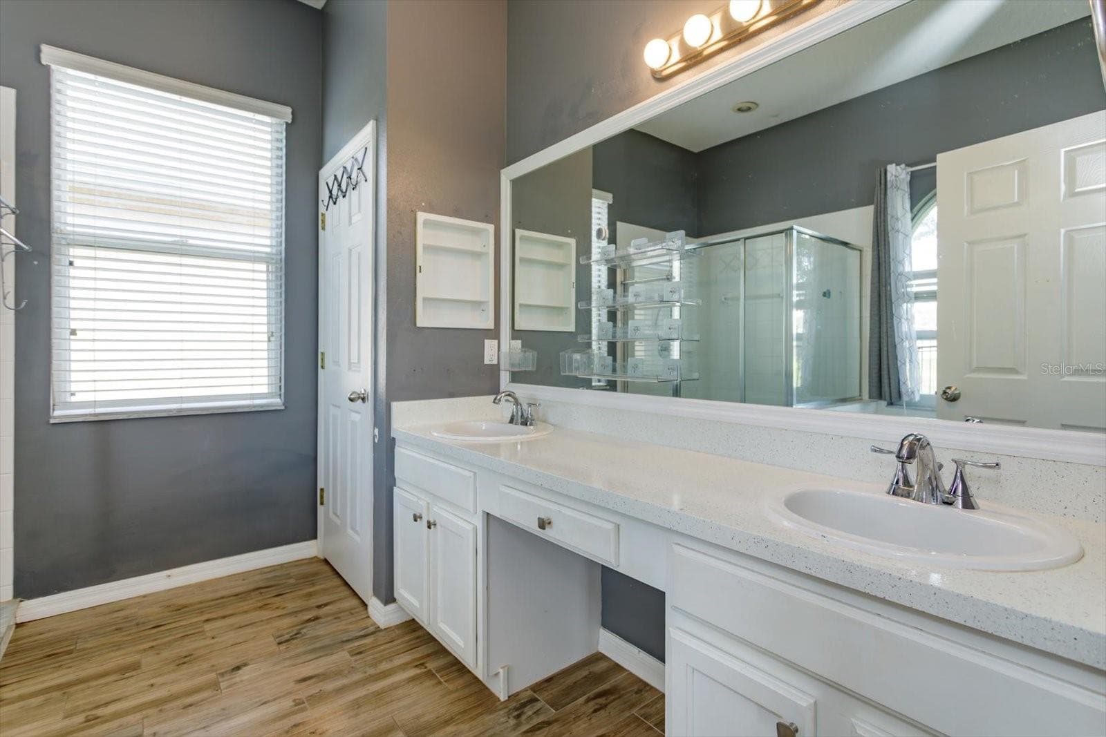 Single Family Residence at 13236 LUXBURY LOOP, ORLANDO, photo 2 of 30