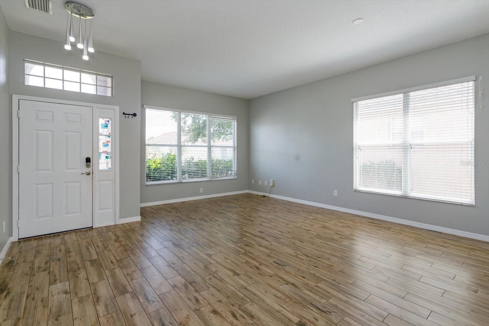 Single Family Residence at 13236 LUXBURY LOOP, ORLANDO, photo 7 of 30