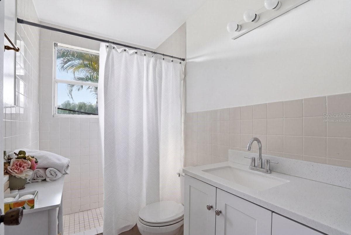 Primary bathroomVirtually Staged - 6650 HIBISCUS AVE S, SOUTH PASADENA