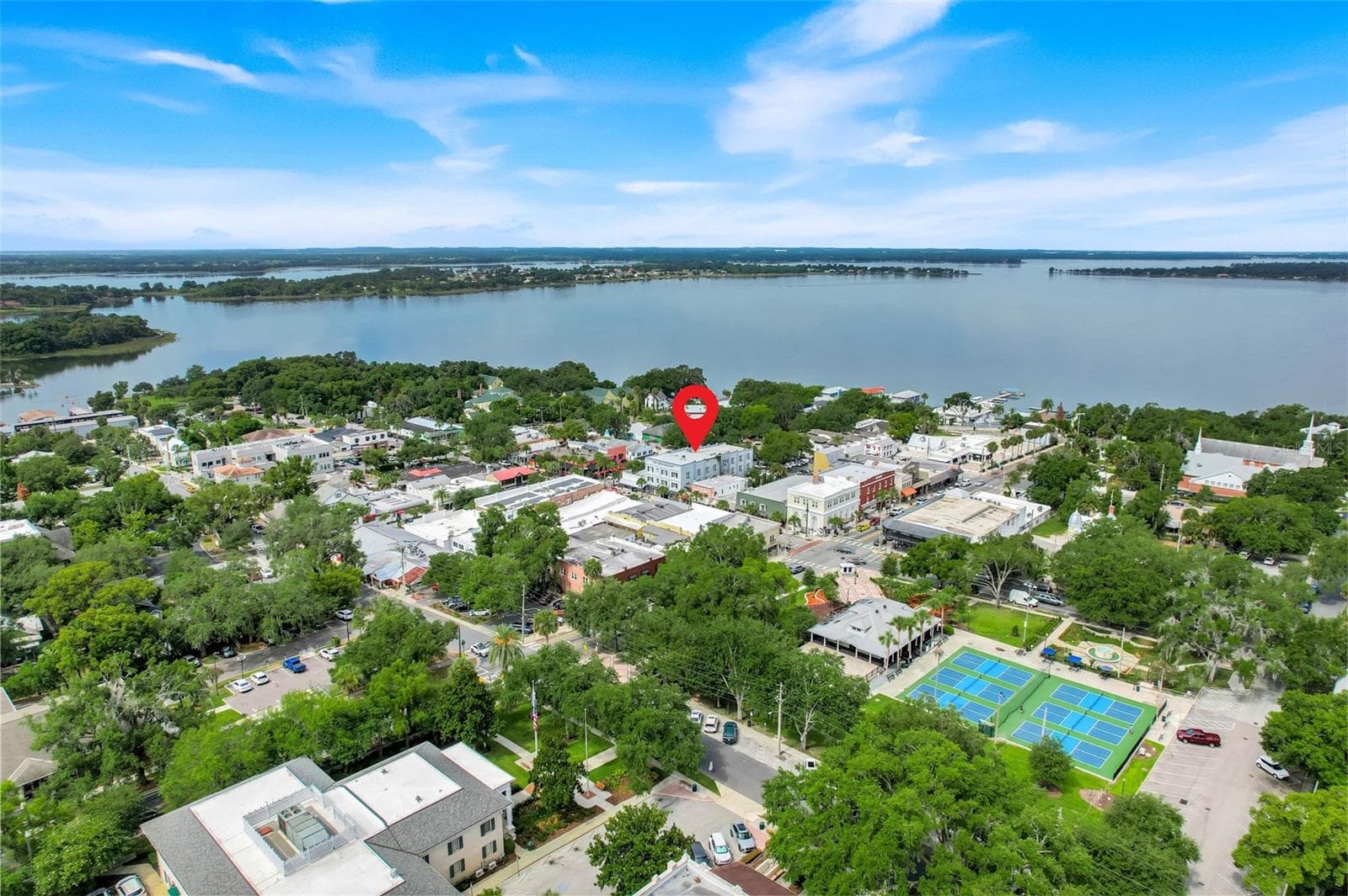Retail at 411 N DONNELLY ST, MOUNT DORA, photo 11 of 14